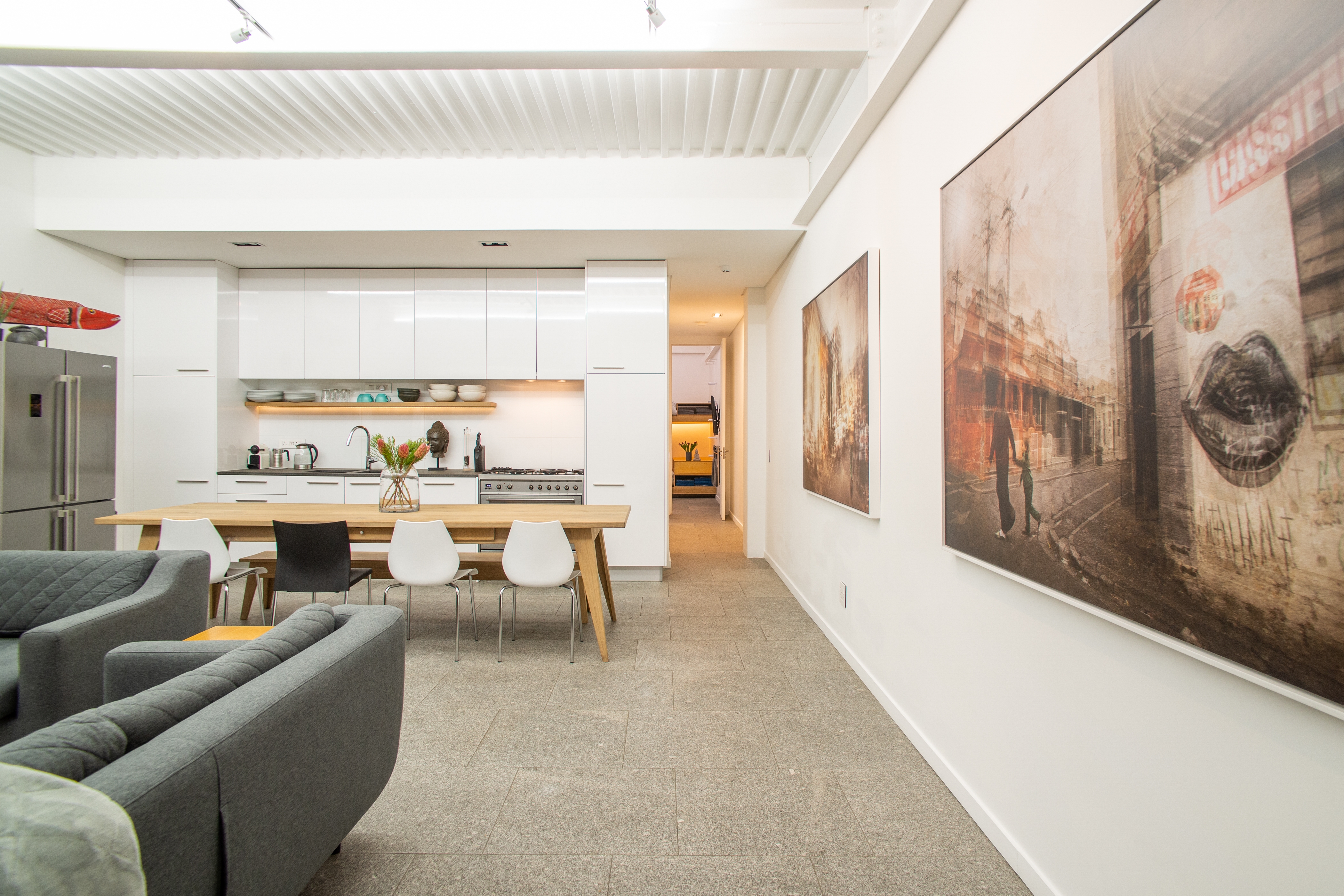 Affordable luxury for 6 in City Center!