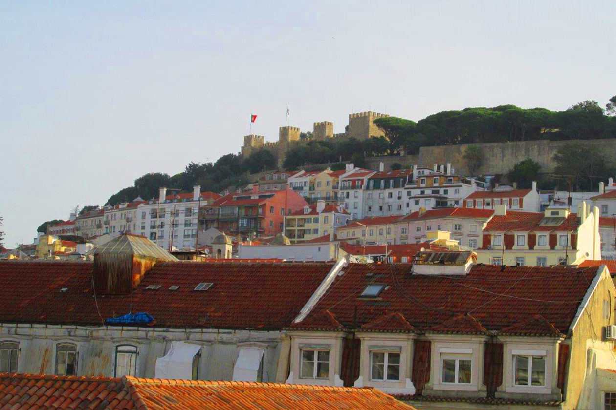 Baixa/Chiado Apartment with Castle View