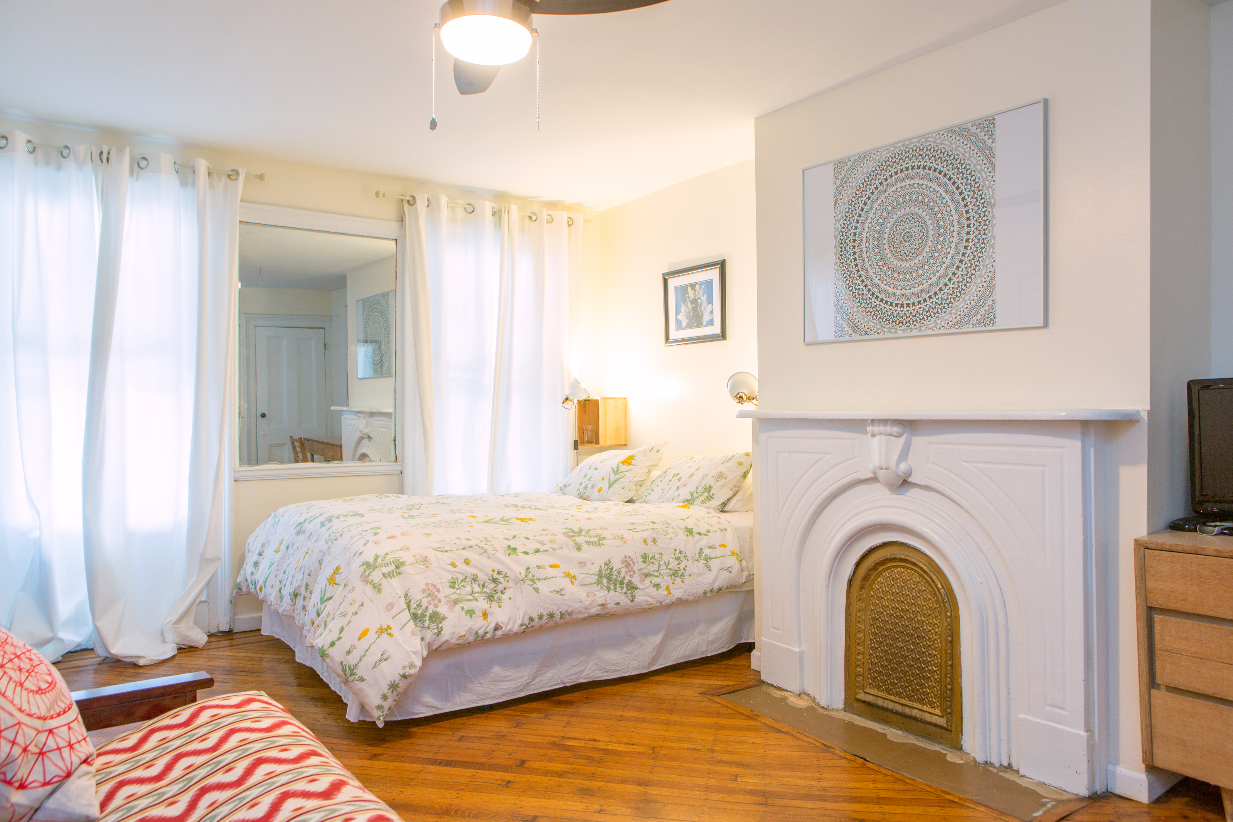 Guest Suite in Brooklyn Garden Townhouse