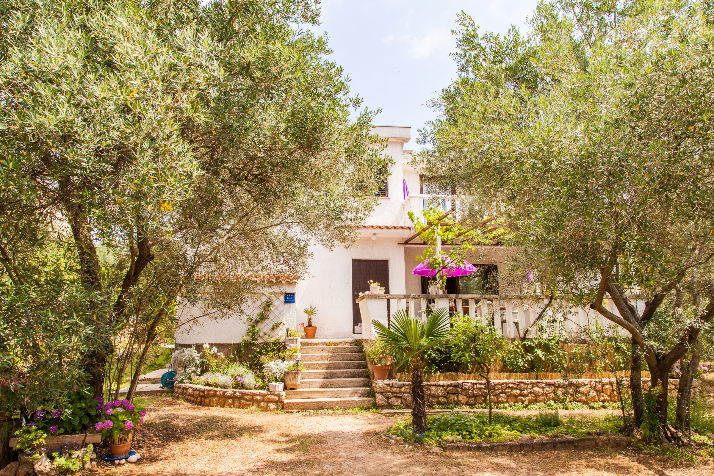 Seaview apartment close to beach 600m Apart. Nadia