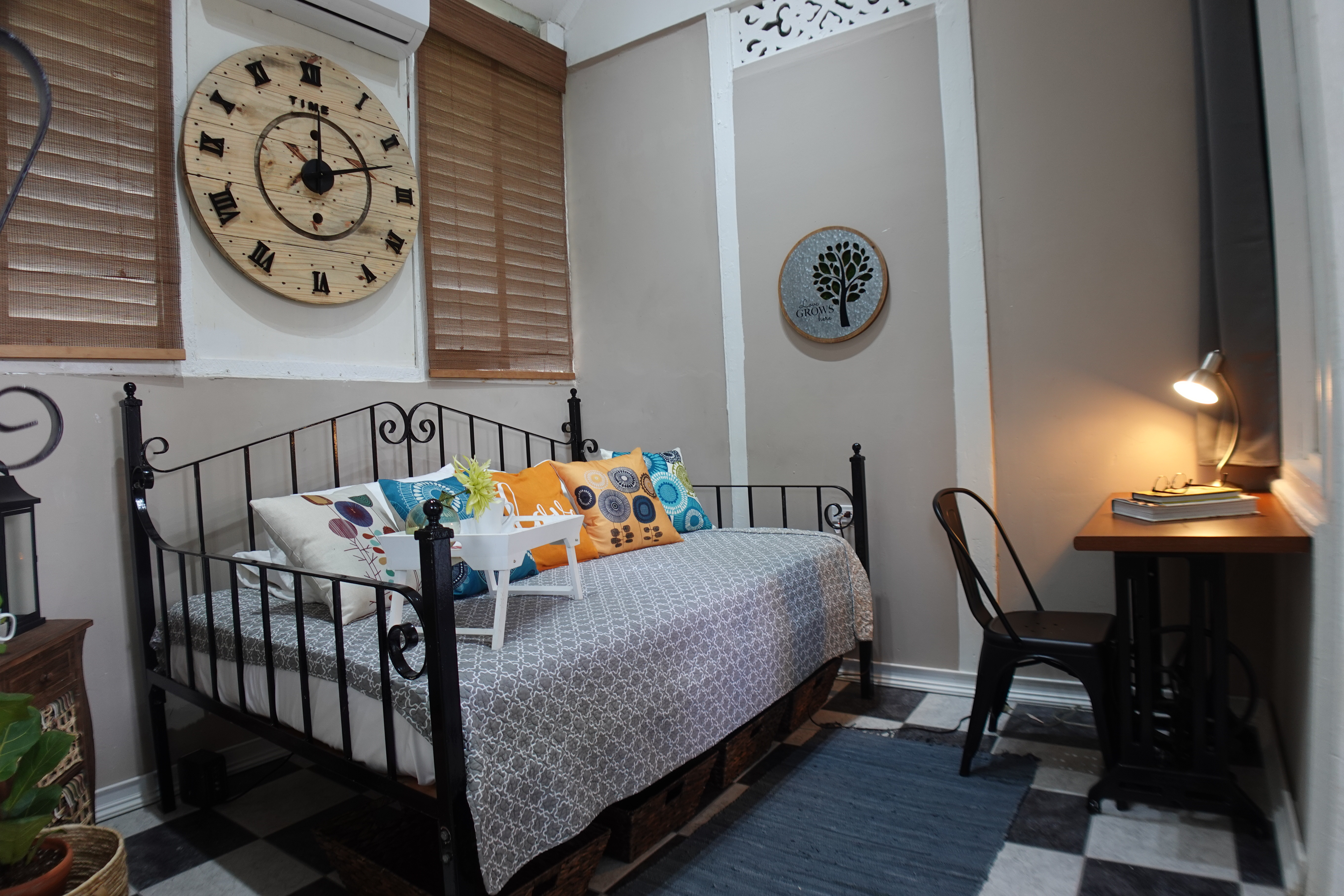 -20% Cozy Colonial 1BR Apt Queens Park Savannah