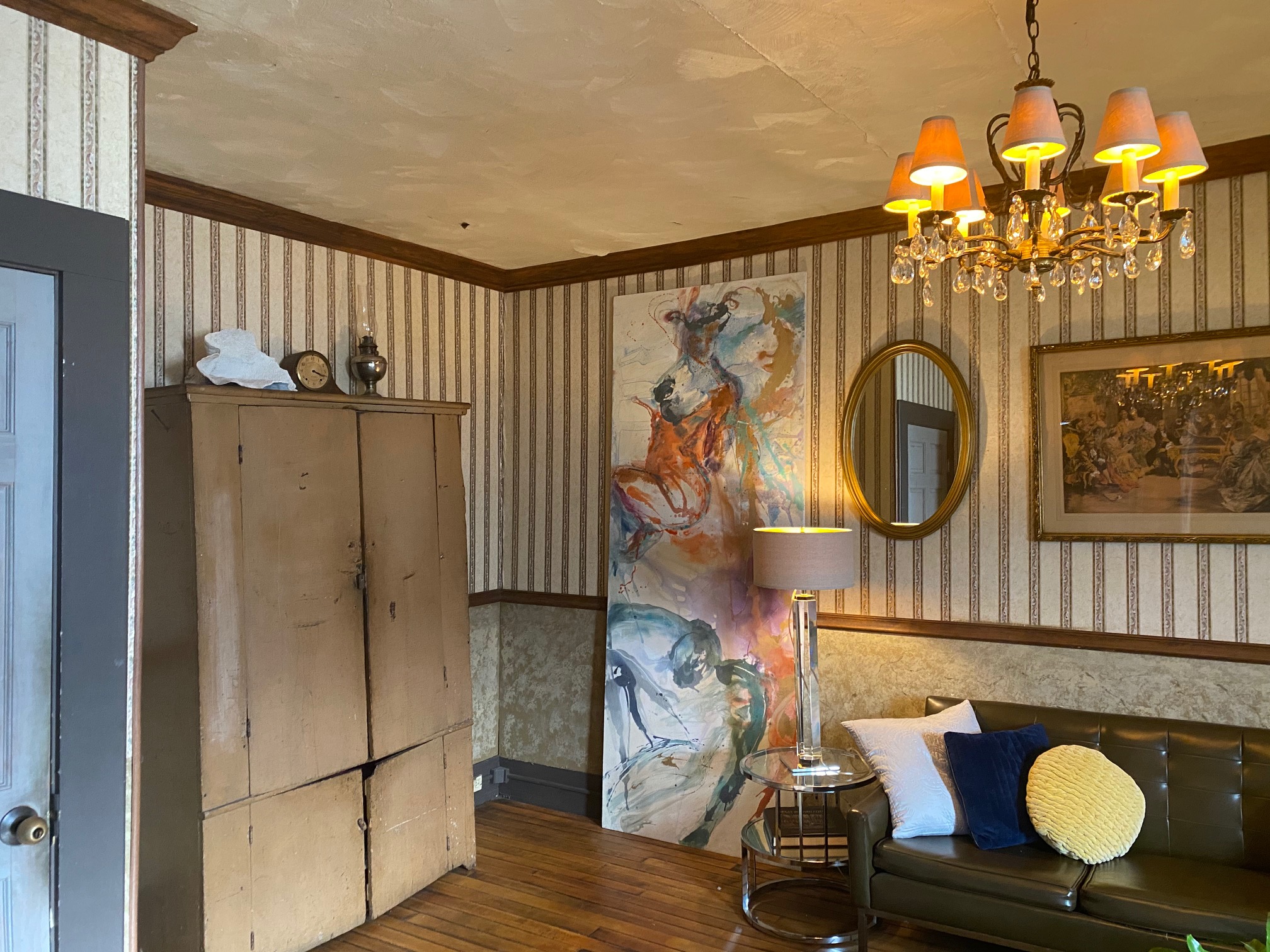 Hotel Groton Marion Room King Spa Suite Hotels for Rent in Groton