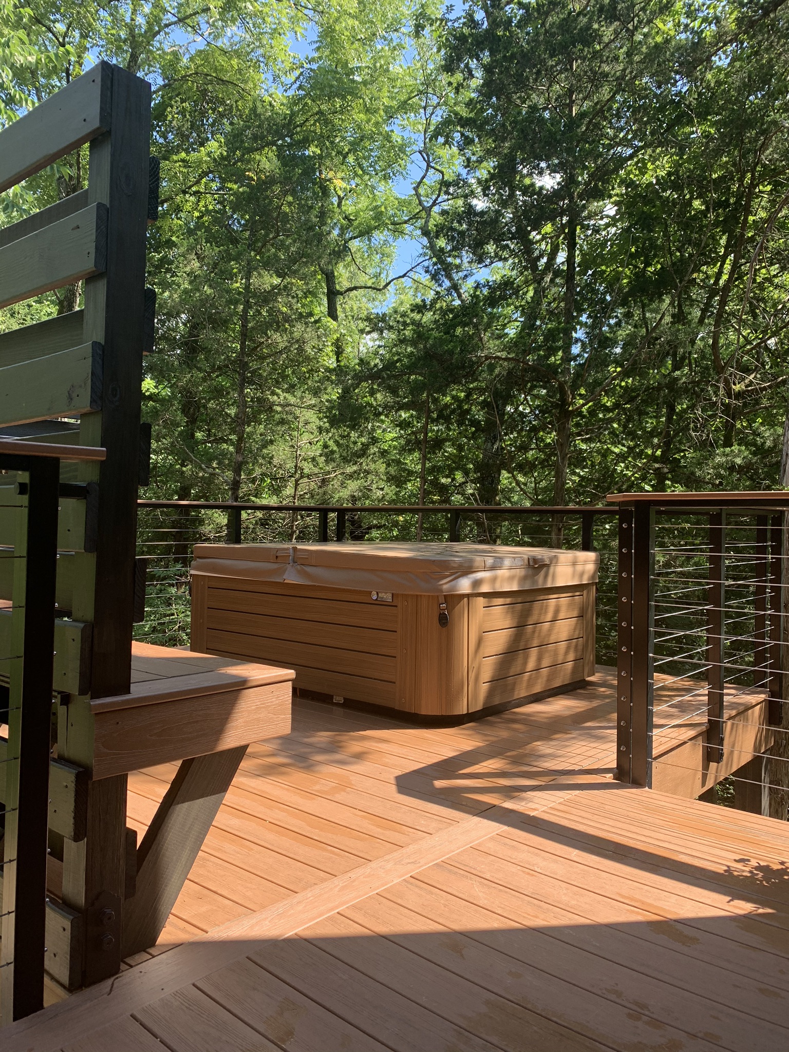 TreeLoft at BaseCamp Treehouses for Rent in Perryville, Missouri