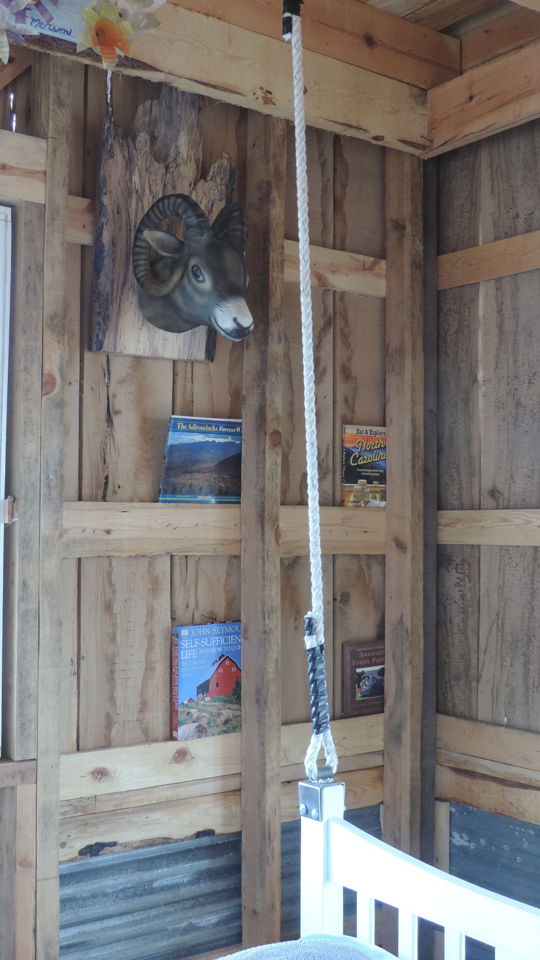 Peach's Paradise EcoCabin & Bath In The City! Cabins for Rent in