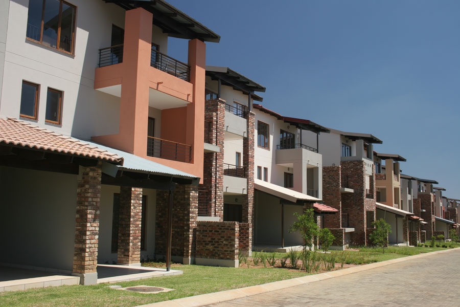 Waterfall Heights Spacious house 2 Bedroom/2 Bath Apartments for