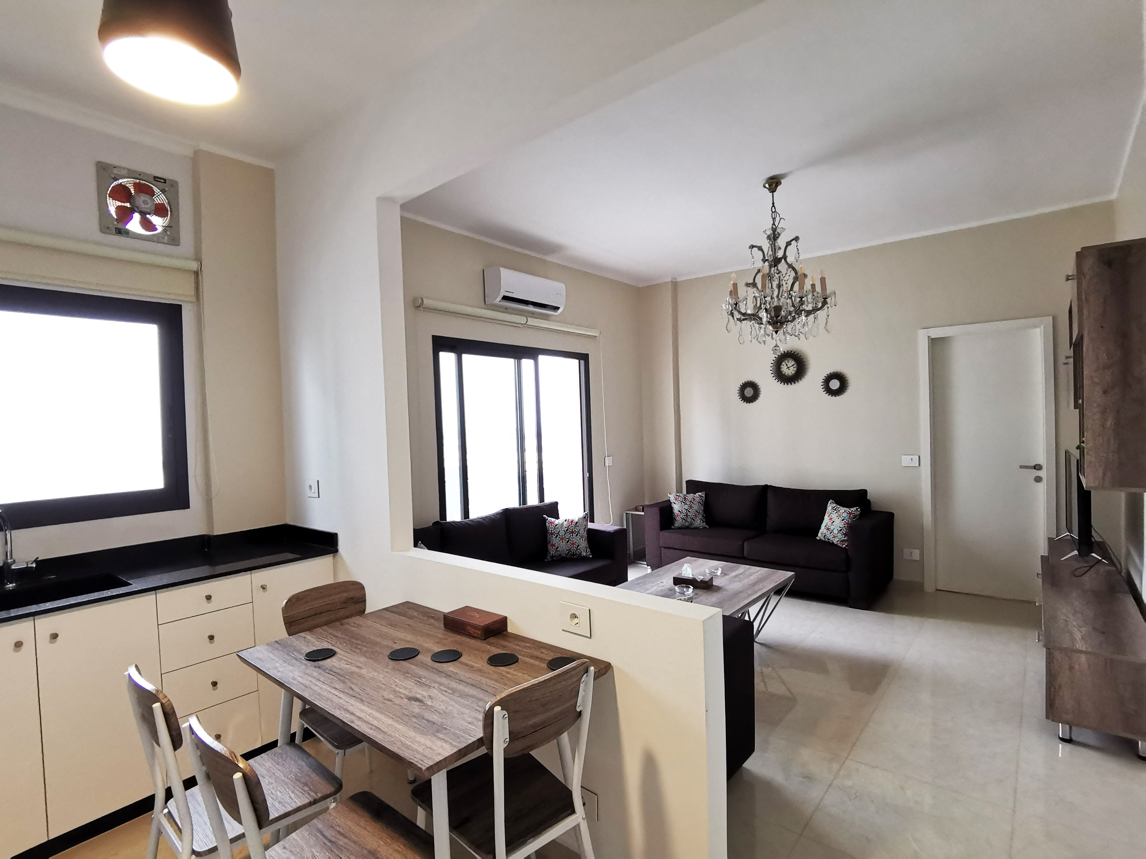 Mar Mikhael 2 Bedrooms Flat w/view