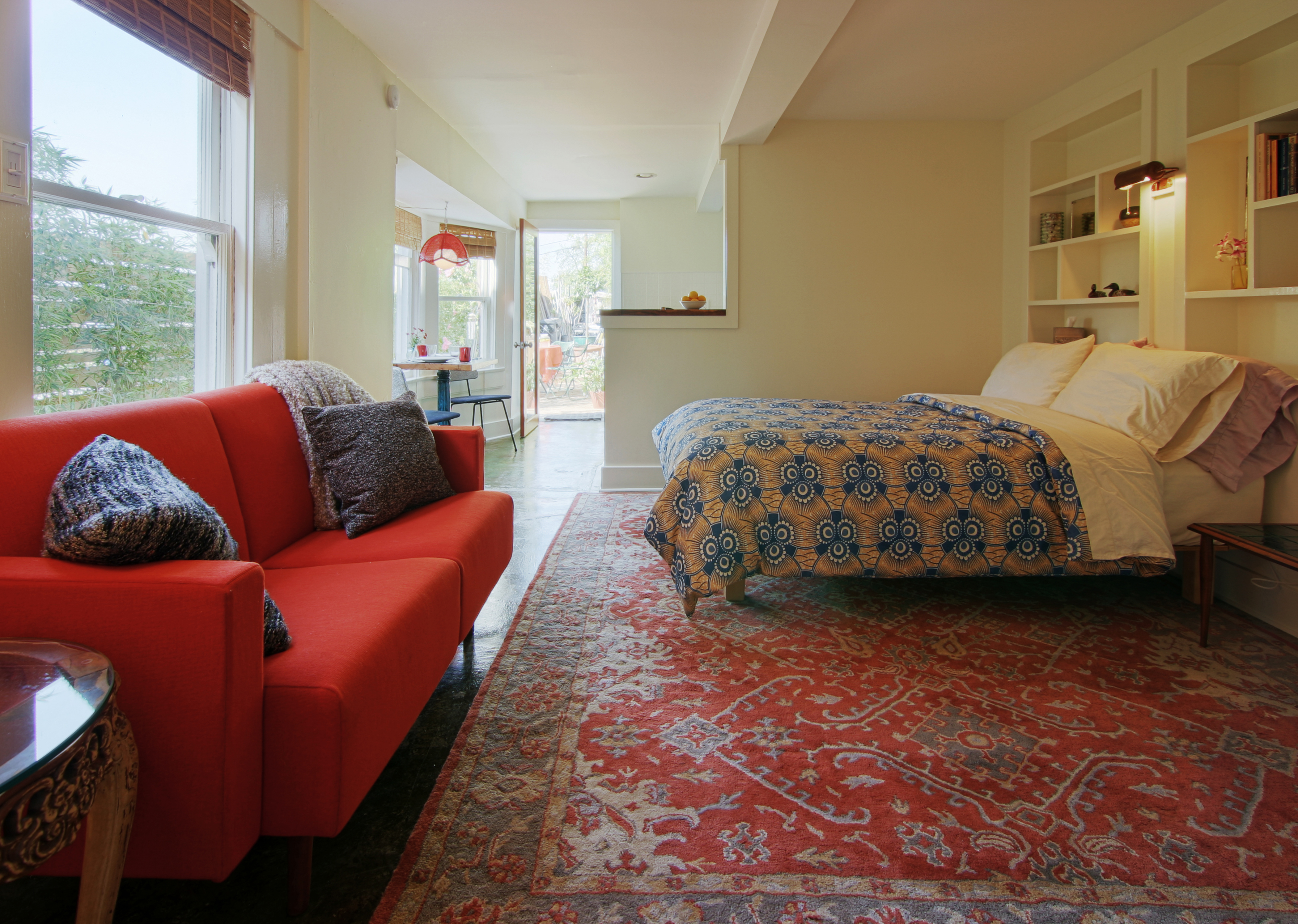 Lovely Echo Park Studio in Echo Park, Los Angeles