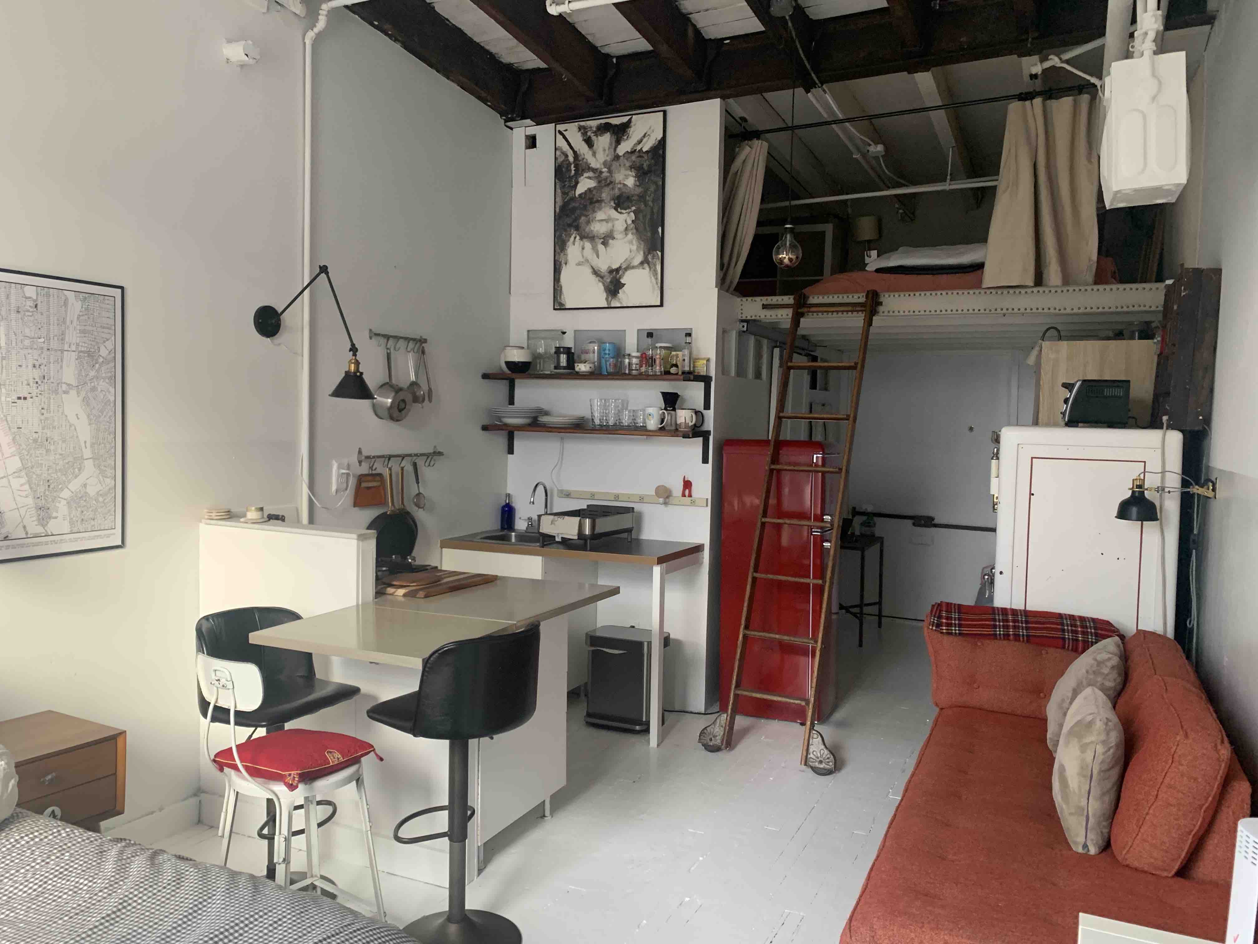 Bright Cozy Chinatown Studio Apt.