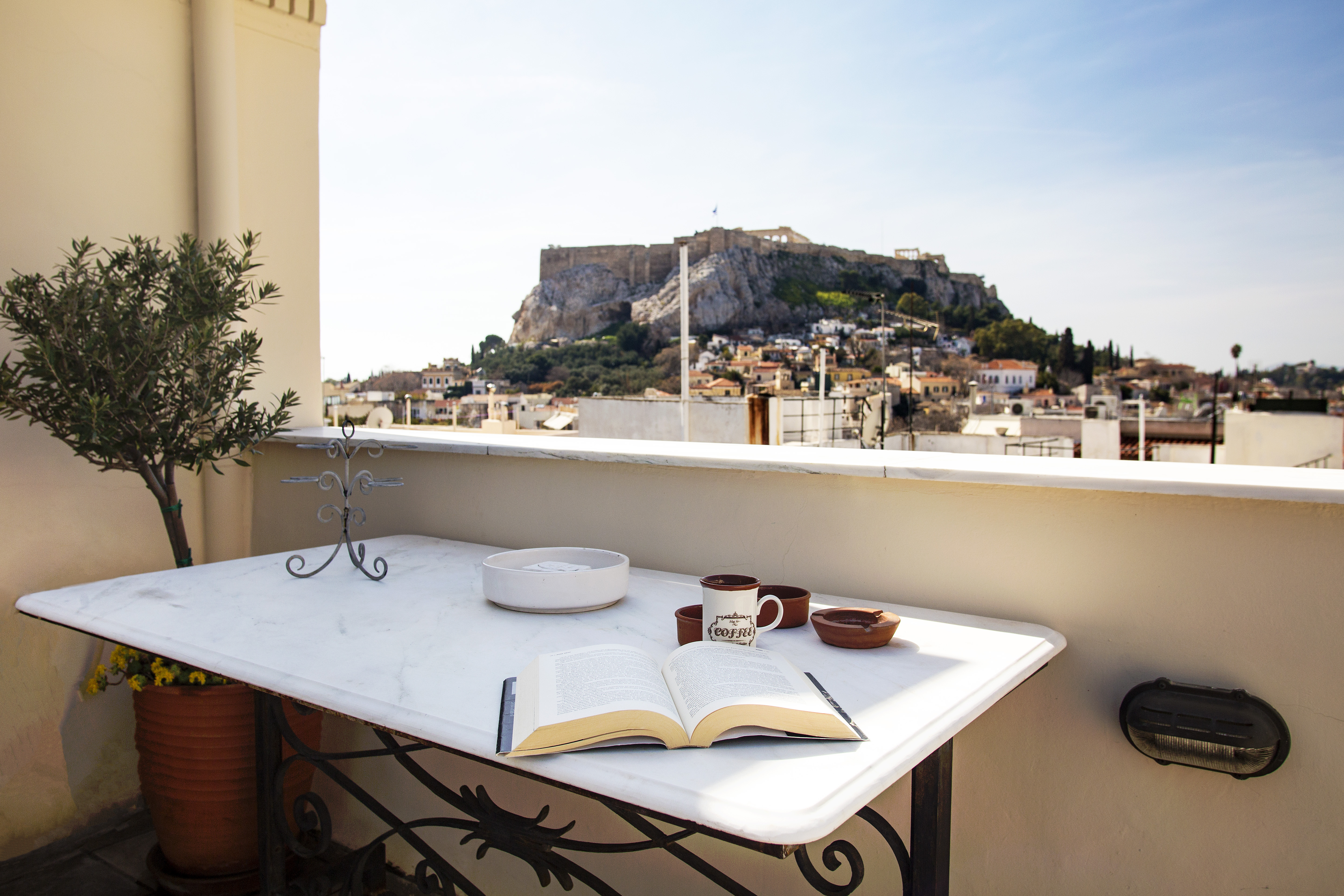 Beautiful rooftop flat with Acropolis view