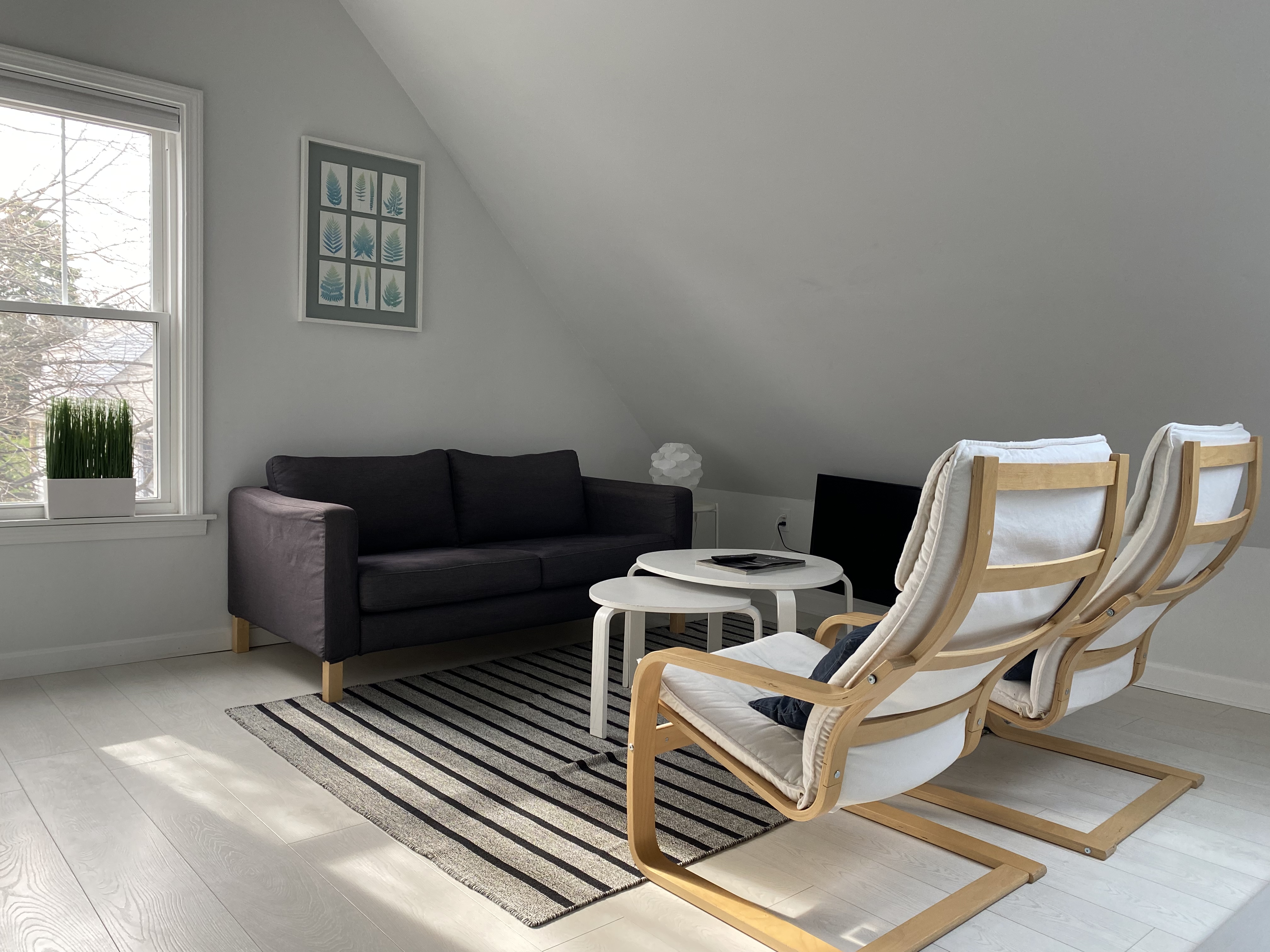 Penthouse Room With Private Entrance in North Cambridge, Cambridge