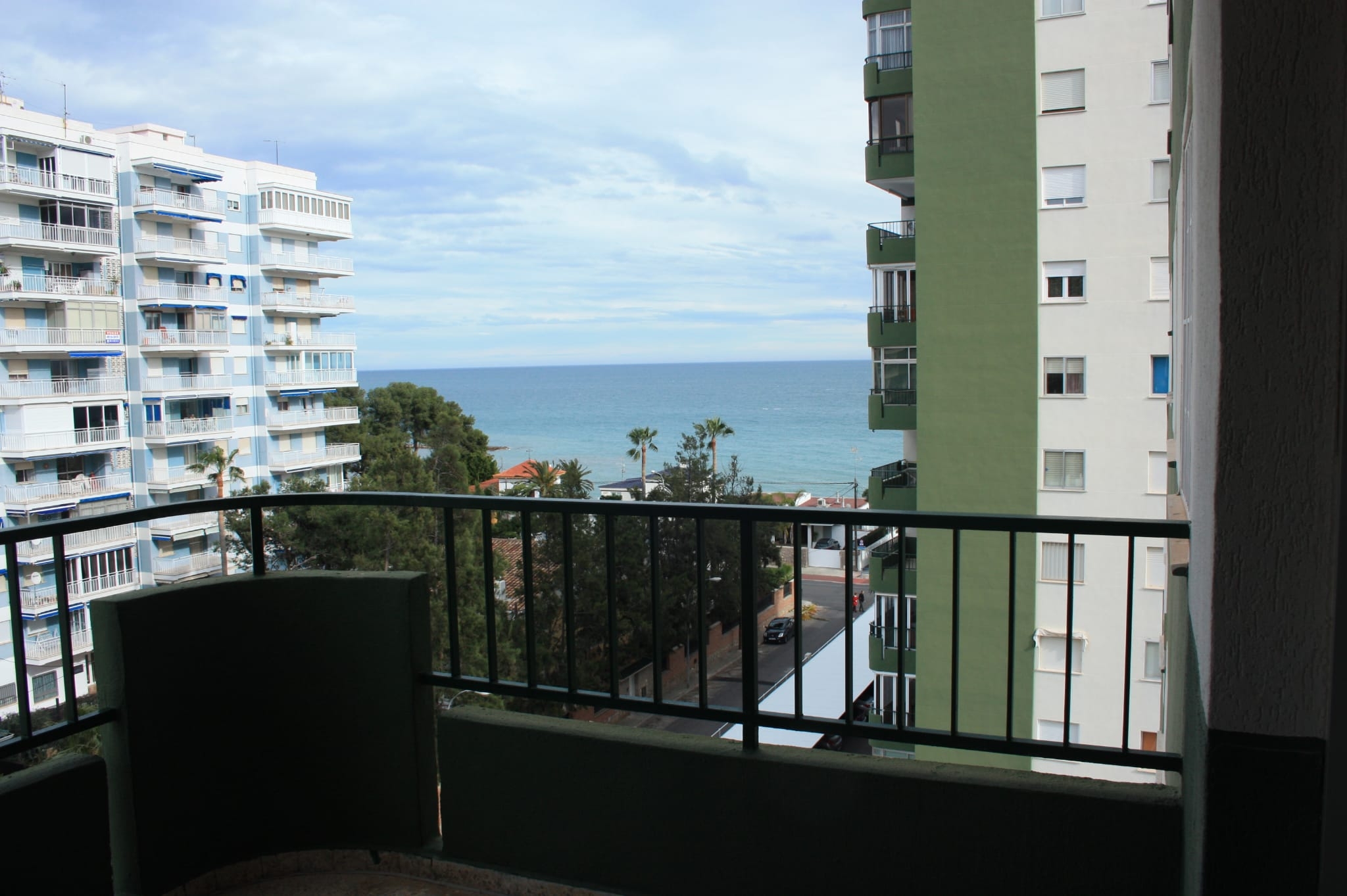 Nice apartment by the sea