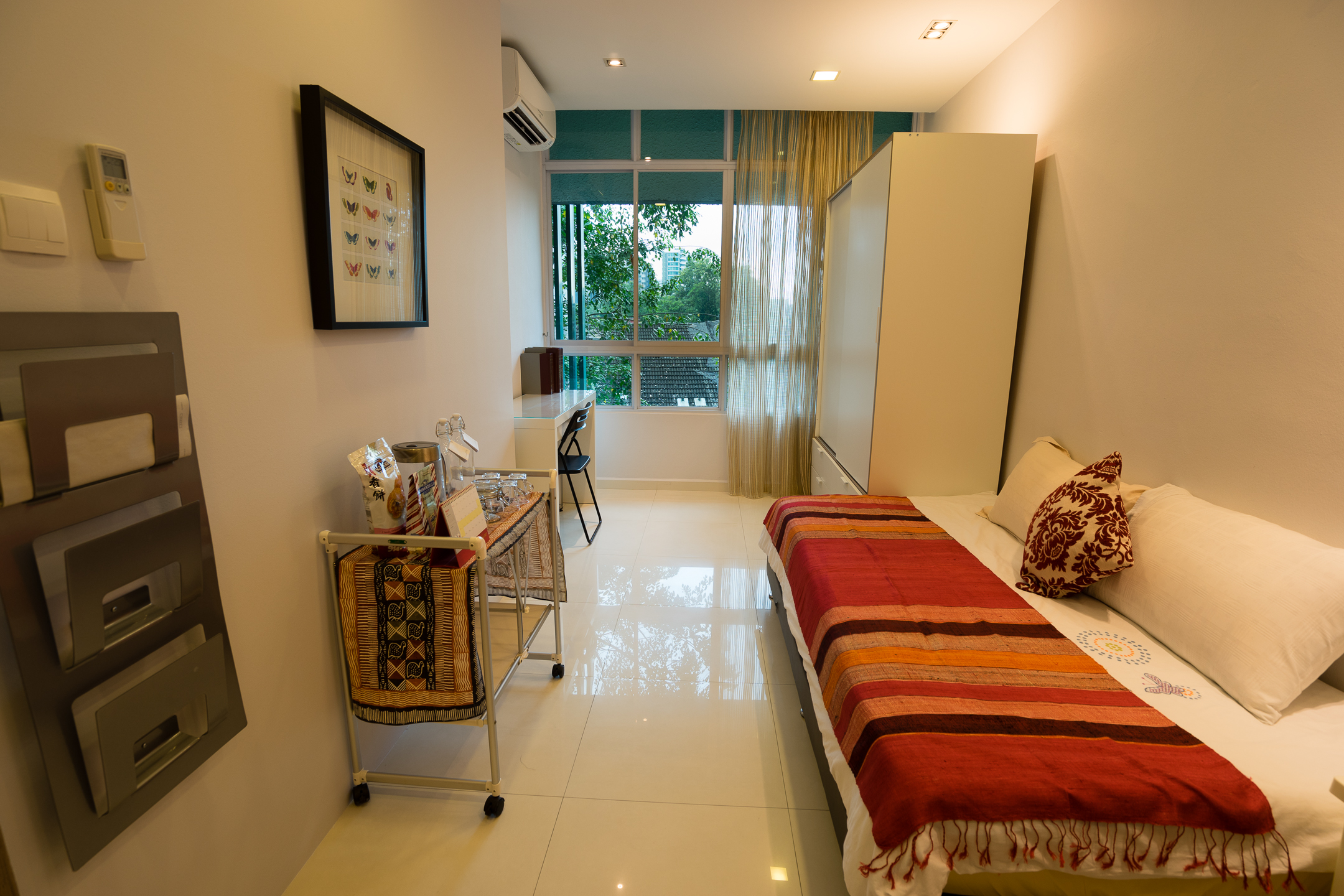 HVIr1-Holland Village Condo, 1 min away from MRT