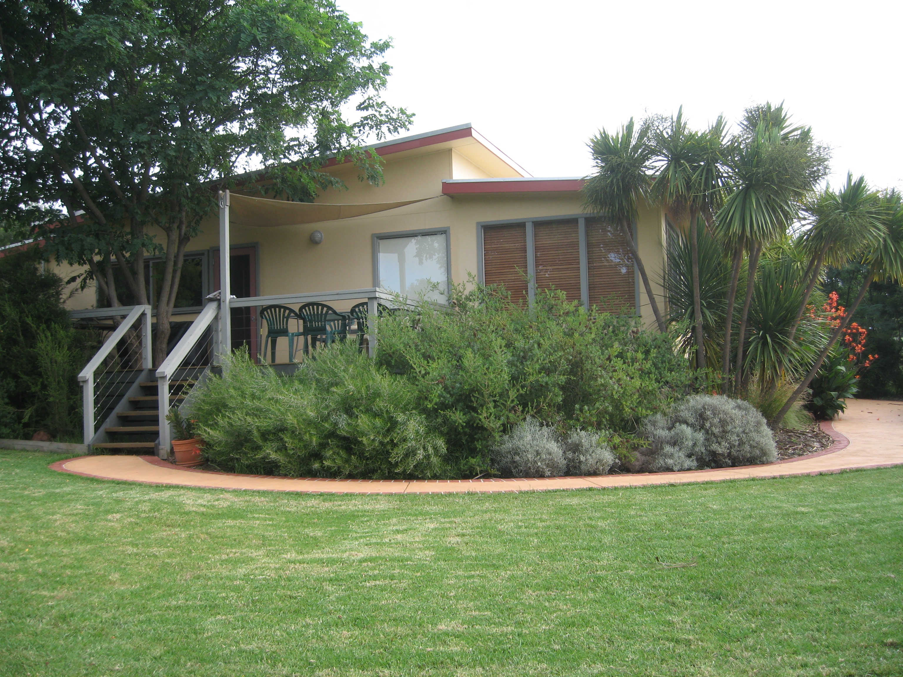 Family Cottage near Penguin Parade