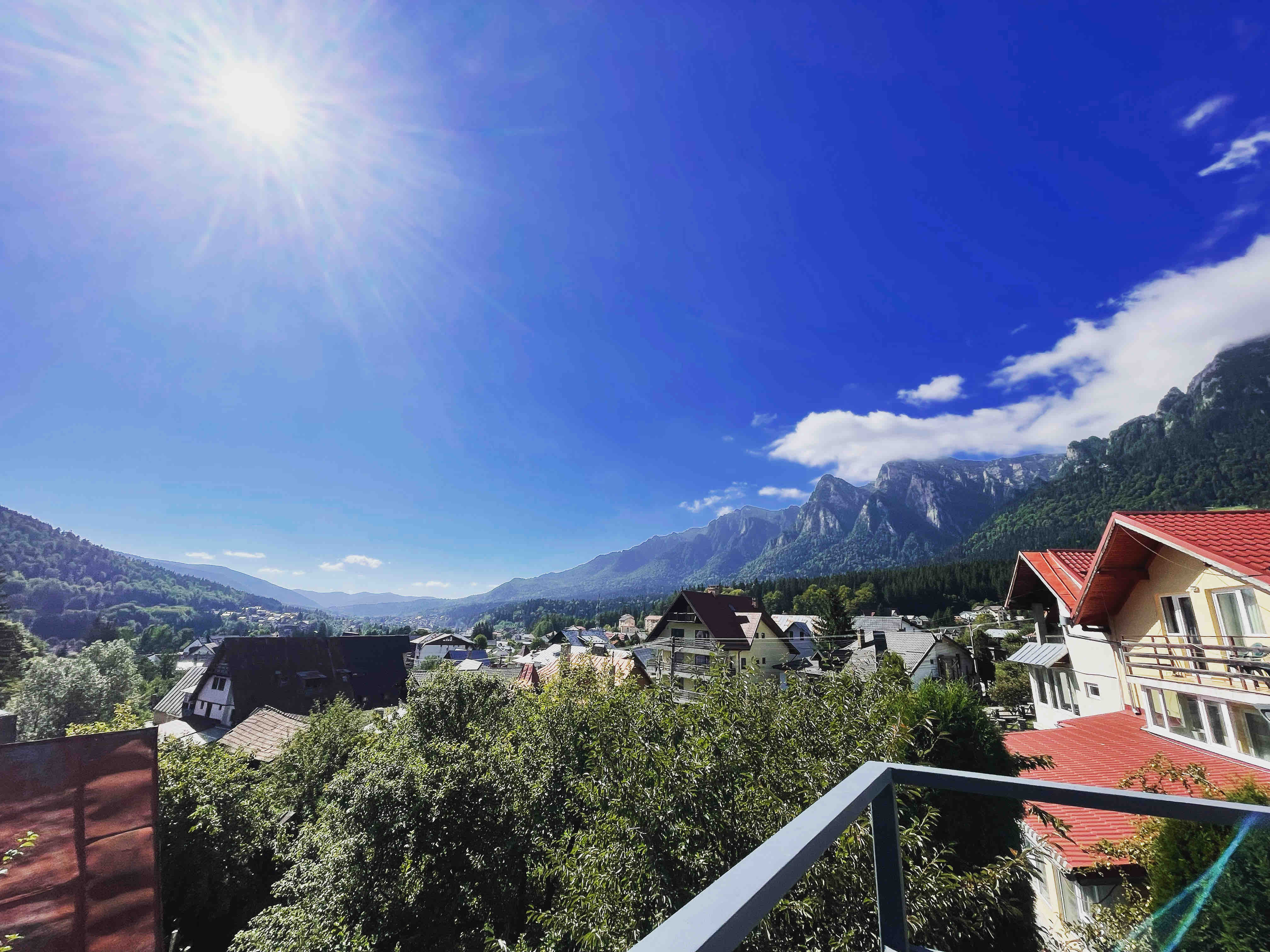 Gray Apartments Busteni Best view in town❤️