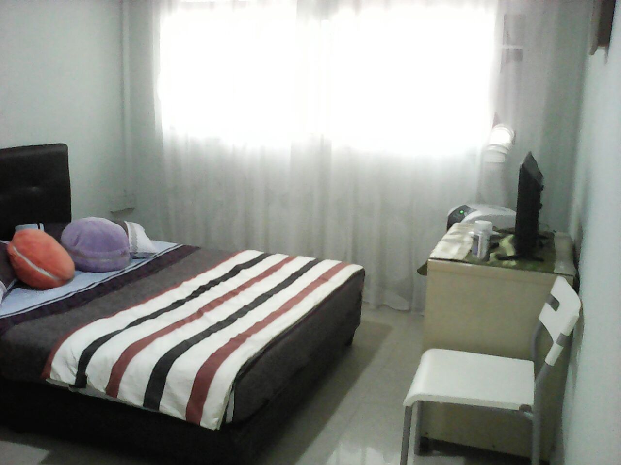 (Room)Breezy Comfy Stay (Kitchen Bathroom)