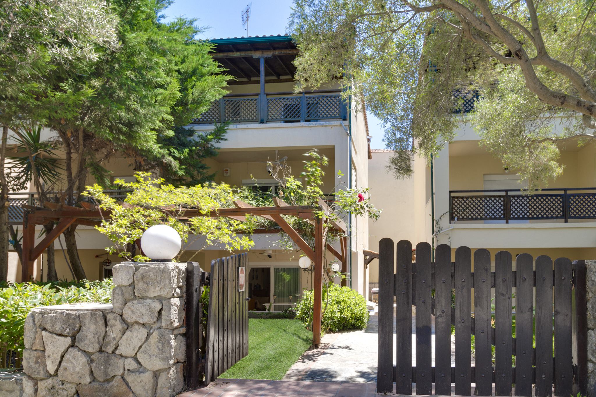 3 Bedrooms cozy Villa- 150m from the beach!