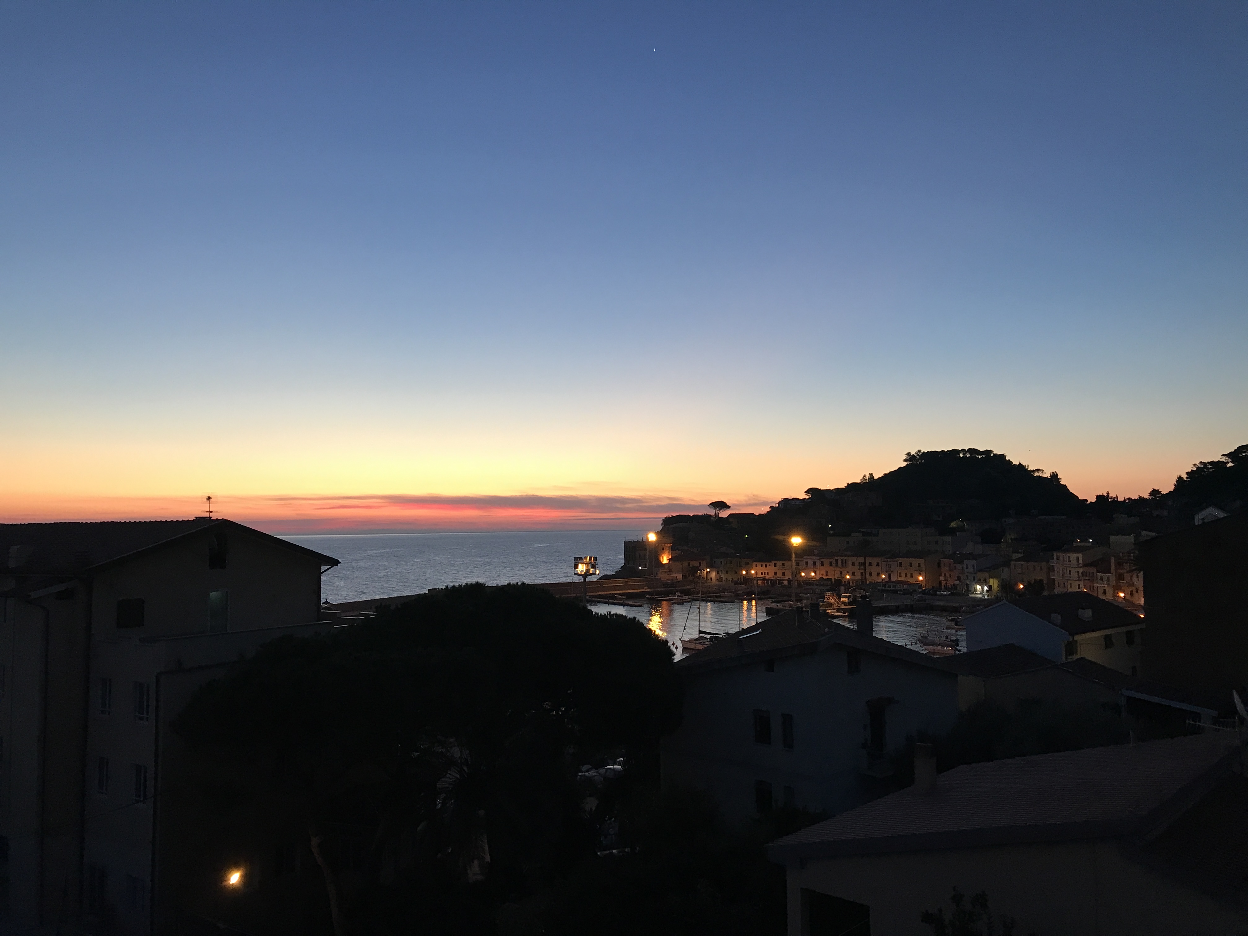 Isola del Giglio 2 - Wohnungen zur Miete in Giglio Porto ...