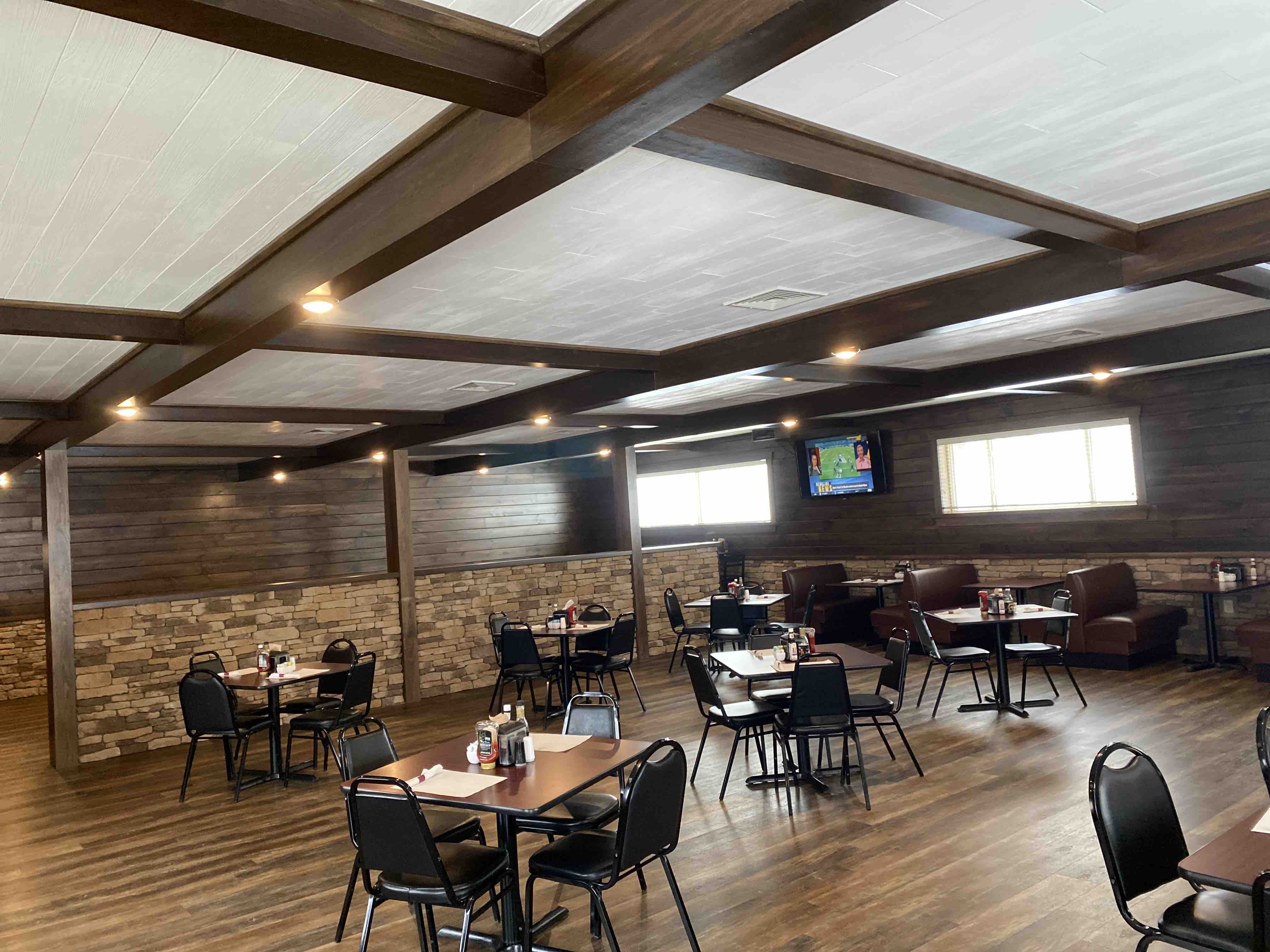 Log Cabin Inn Room 1 Serviced apartments for Rent in Muncy