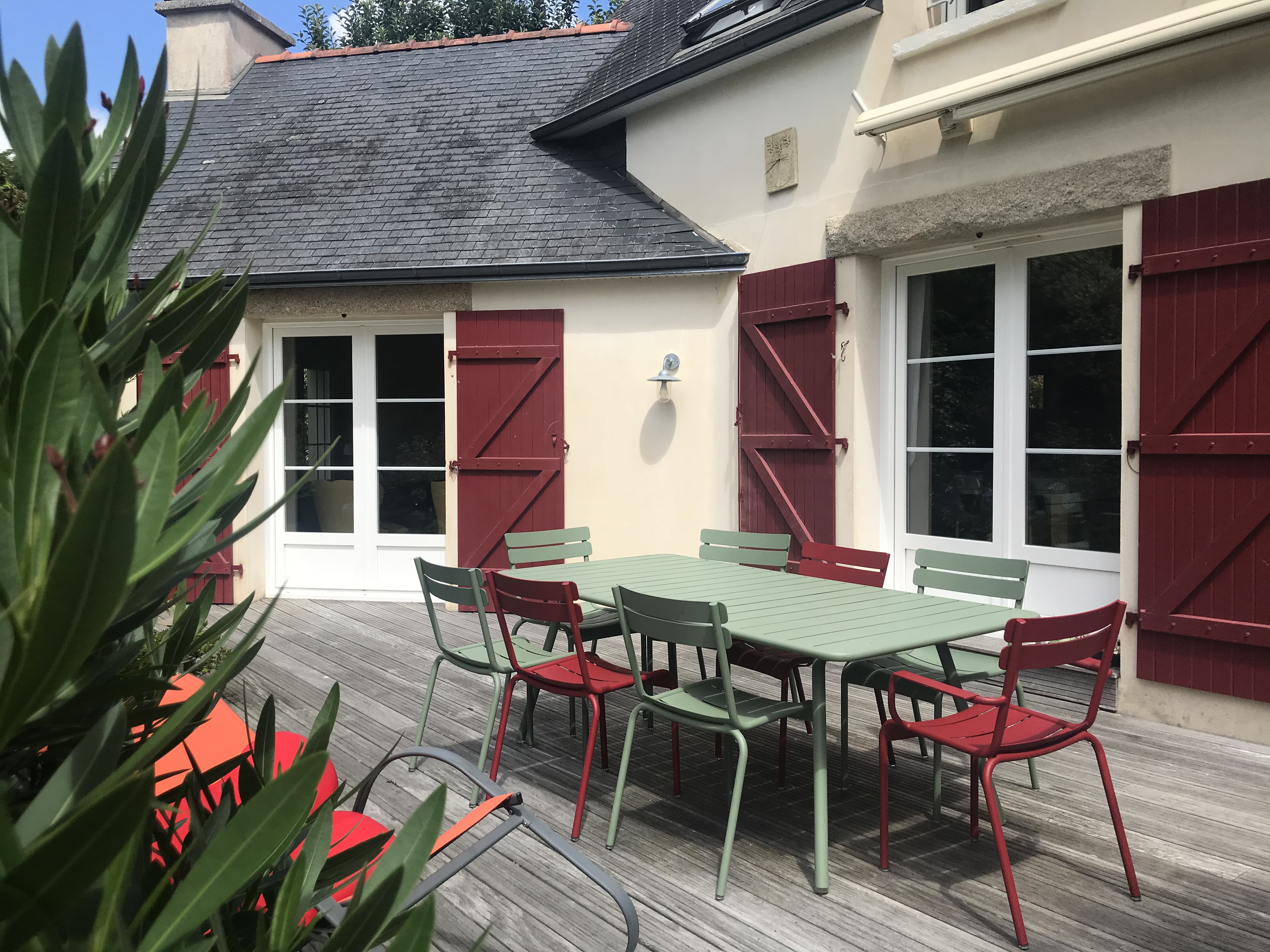 Nice house with big terrace, enclosed garden