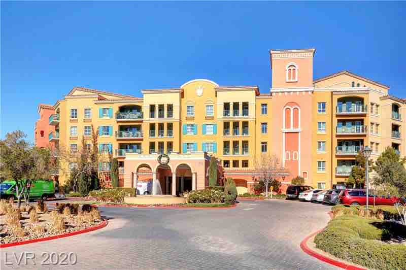 Oasis Condo at Viera Lake Las Vegas with 4 beds! Apartments for Rent in Henderson, Nevada