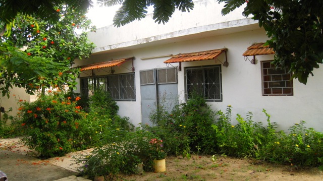 2 BDR house in seaside village