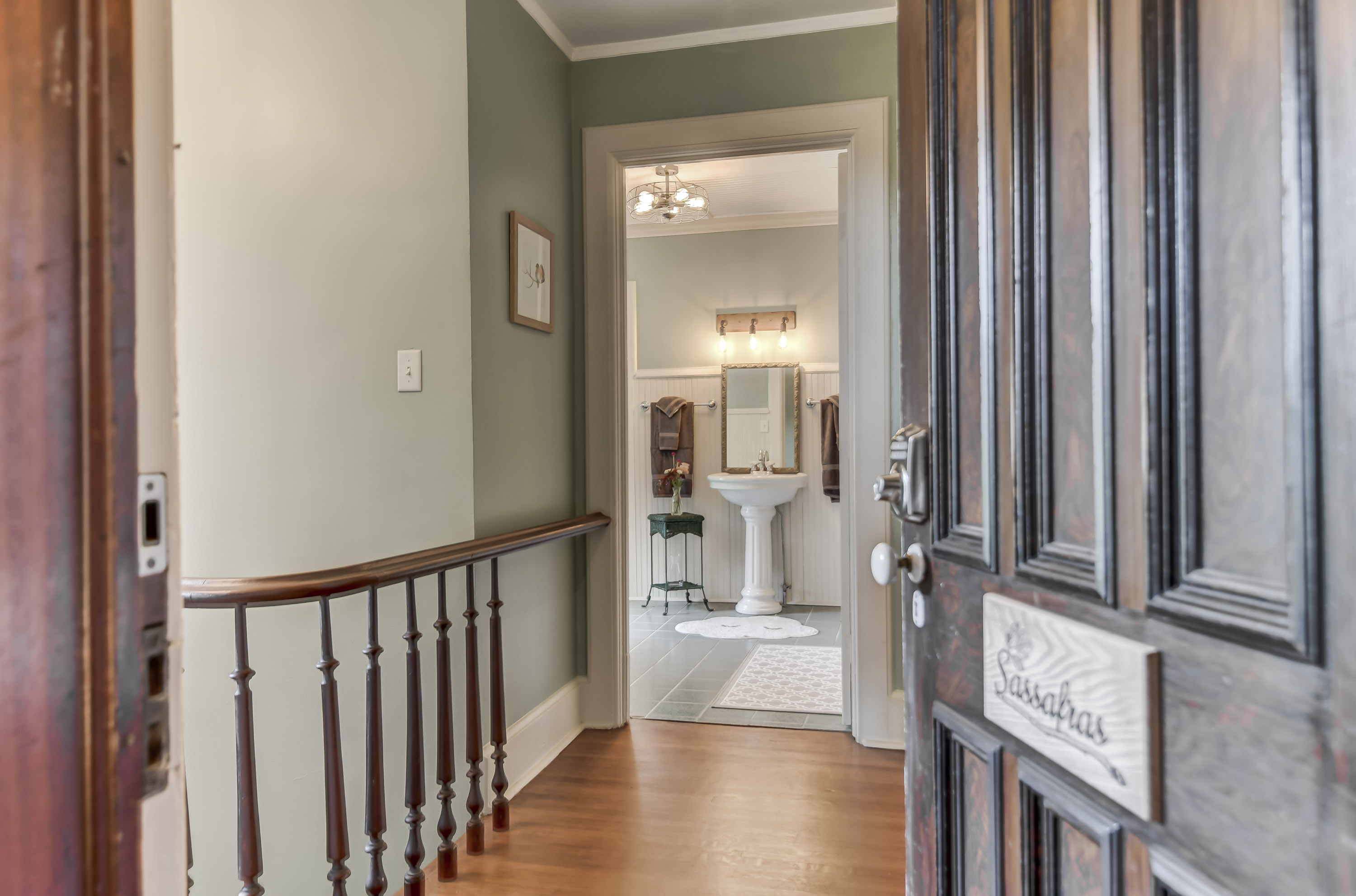 Sassafras Suite Three Pines Petersburg Houses for Rent in