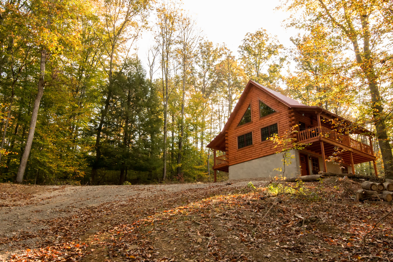 Log Cabin in the Heart of Hocking Hills Cabins for Rent in Logan