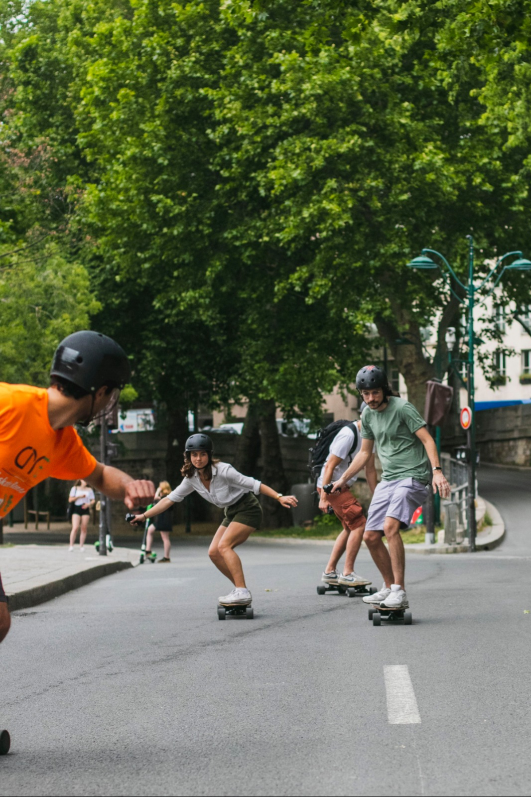 Paris Electric Skateboard/Free Photos Airbnb