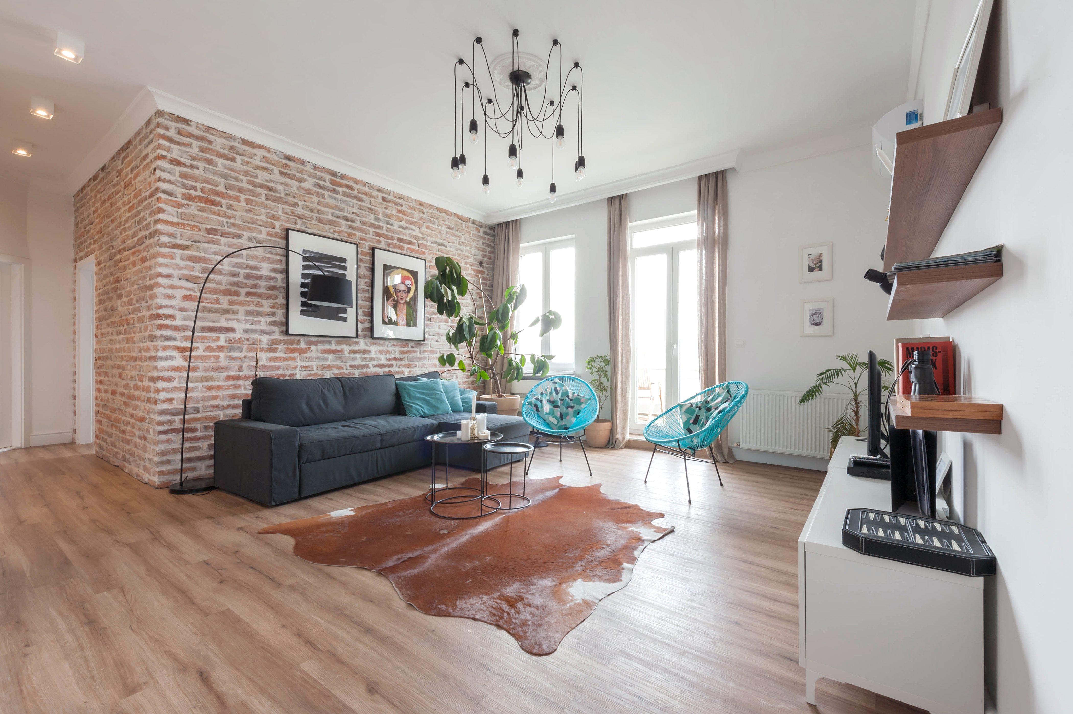 ★Penthouse in❤Center HUGE BALCONY-Full Panorama