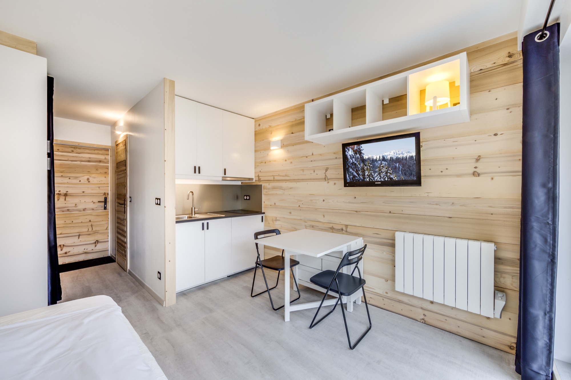 Fully renovated Val d 'Isere center studio
