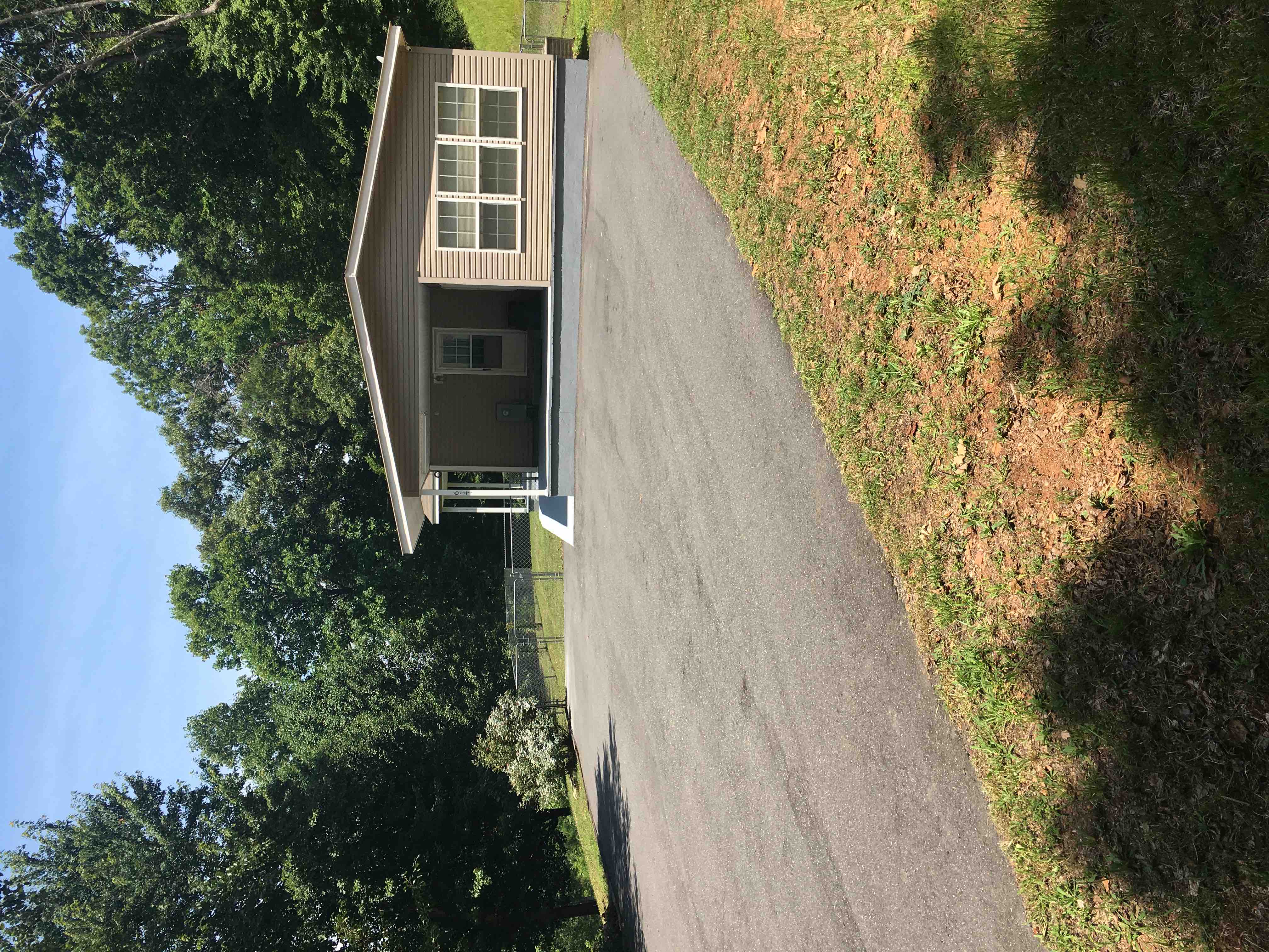 3 Bedroom 5 mins to the Casino.Centrally located!!