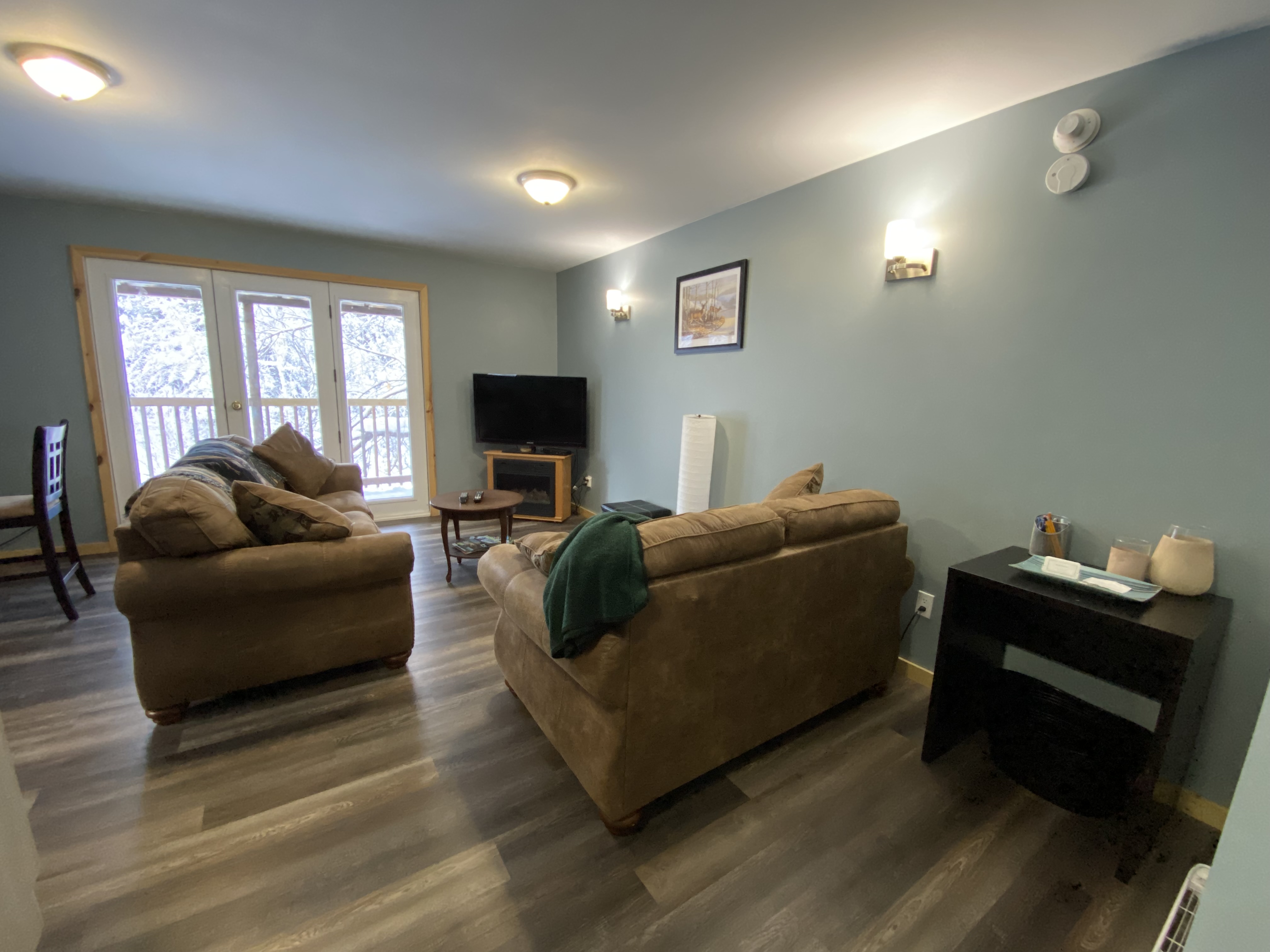 Kenora Country Retreat -
Quiet Apartment