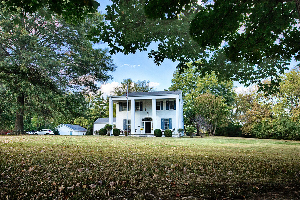 The Livingston Suite at Cinnamon Ridge B & B Bed and breakfasts for