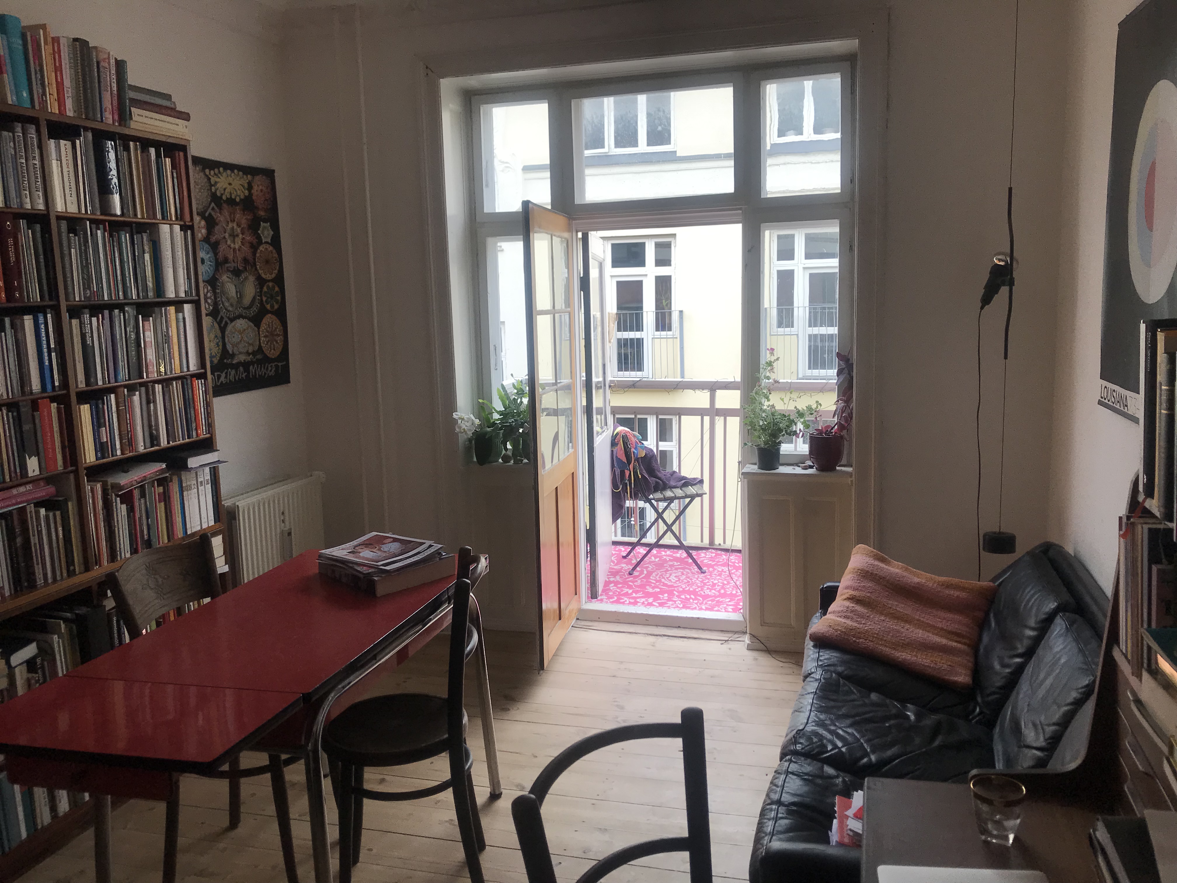 Lovely apt w balcony, cool Nørrebro in Nrrebro, Copenhagen