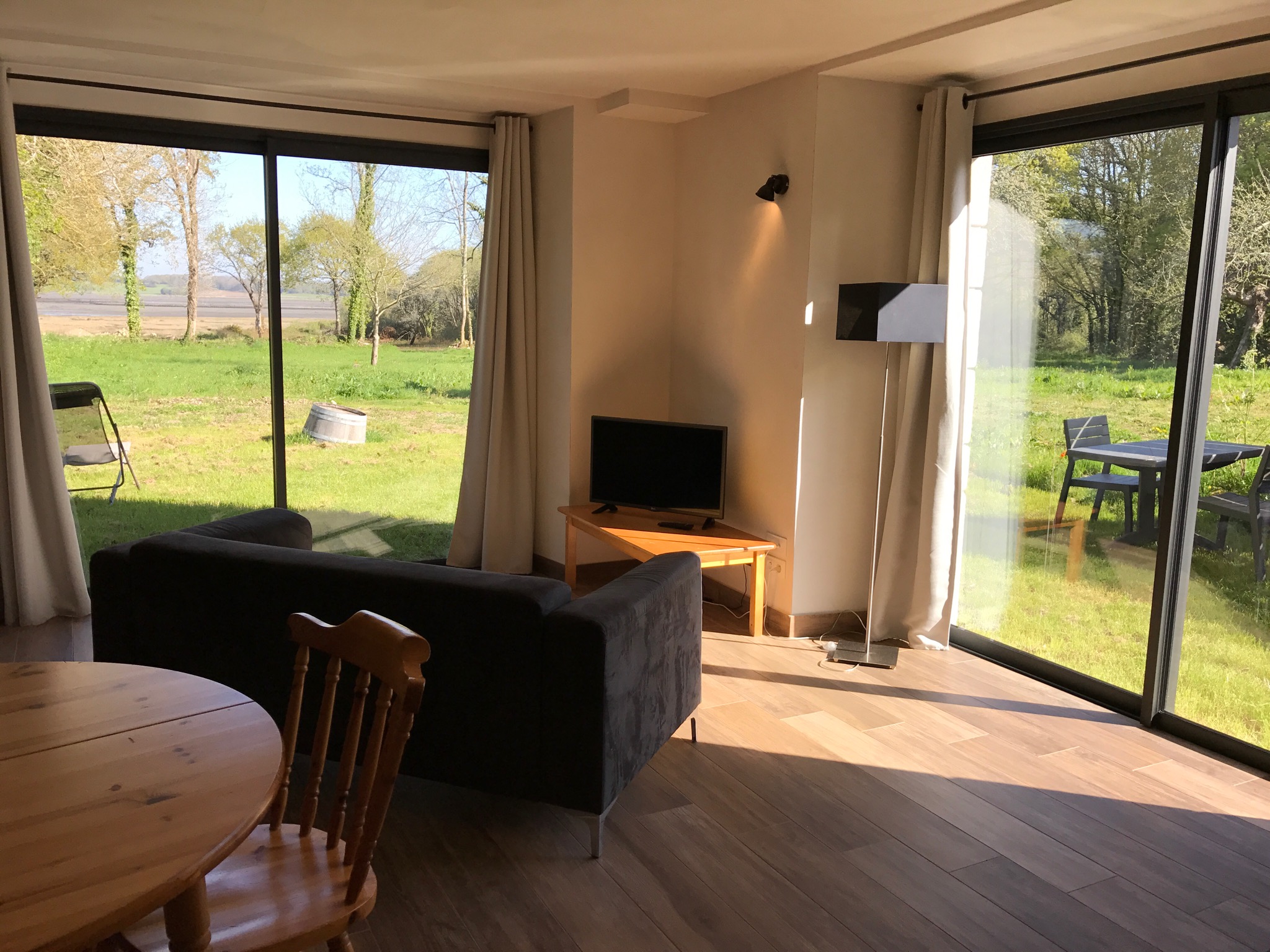 Small house Swimming Pool & Sea View Houses for Rent in Carnac