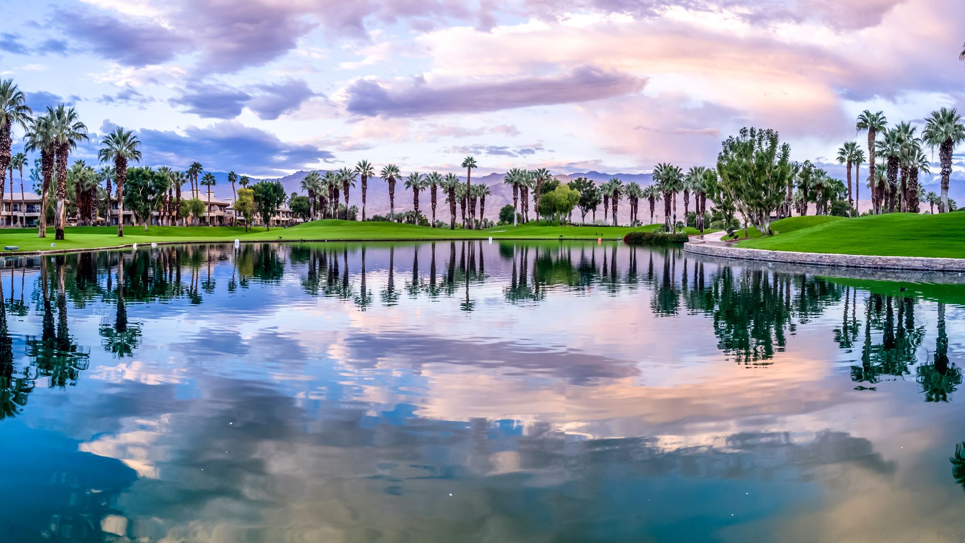 Rancho Mirage Villas & Vacation Rentals Luxury Retreats