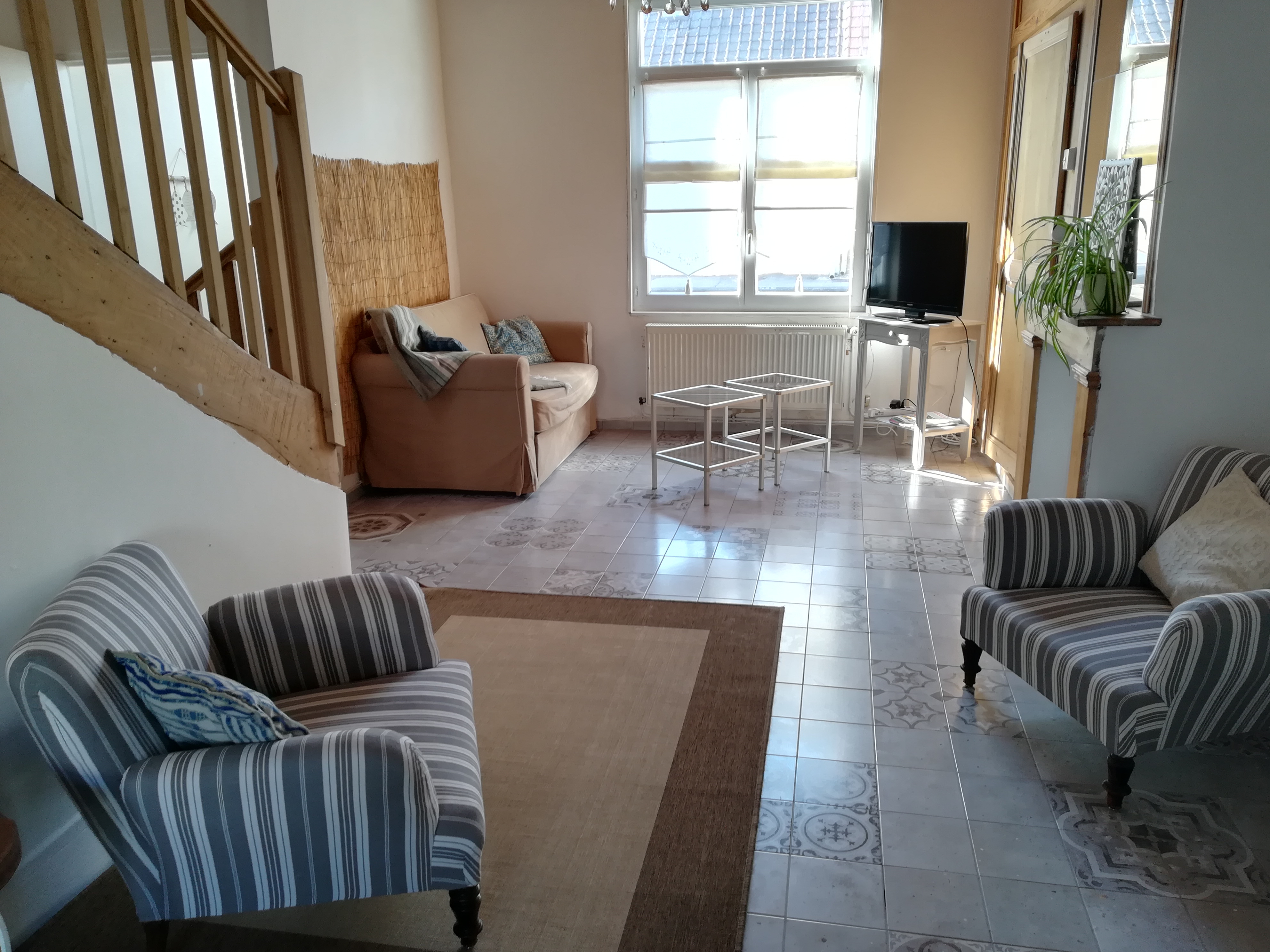 Entire house with 2 bedrooms close to the beach