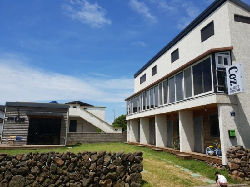 (Couple room, 1 free abalone porridge for 3 nights or more) A quiet and clean safety-certified accommodation in the west center of Jeju Island (hotel type)