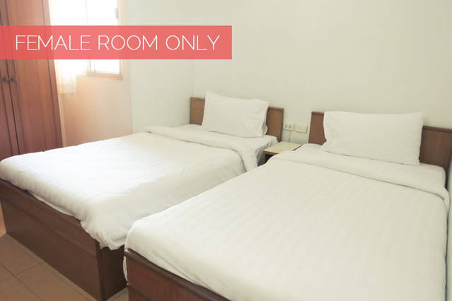 Songphra Studio Women's Apt. 5 in Bang Rak, Bangkok