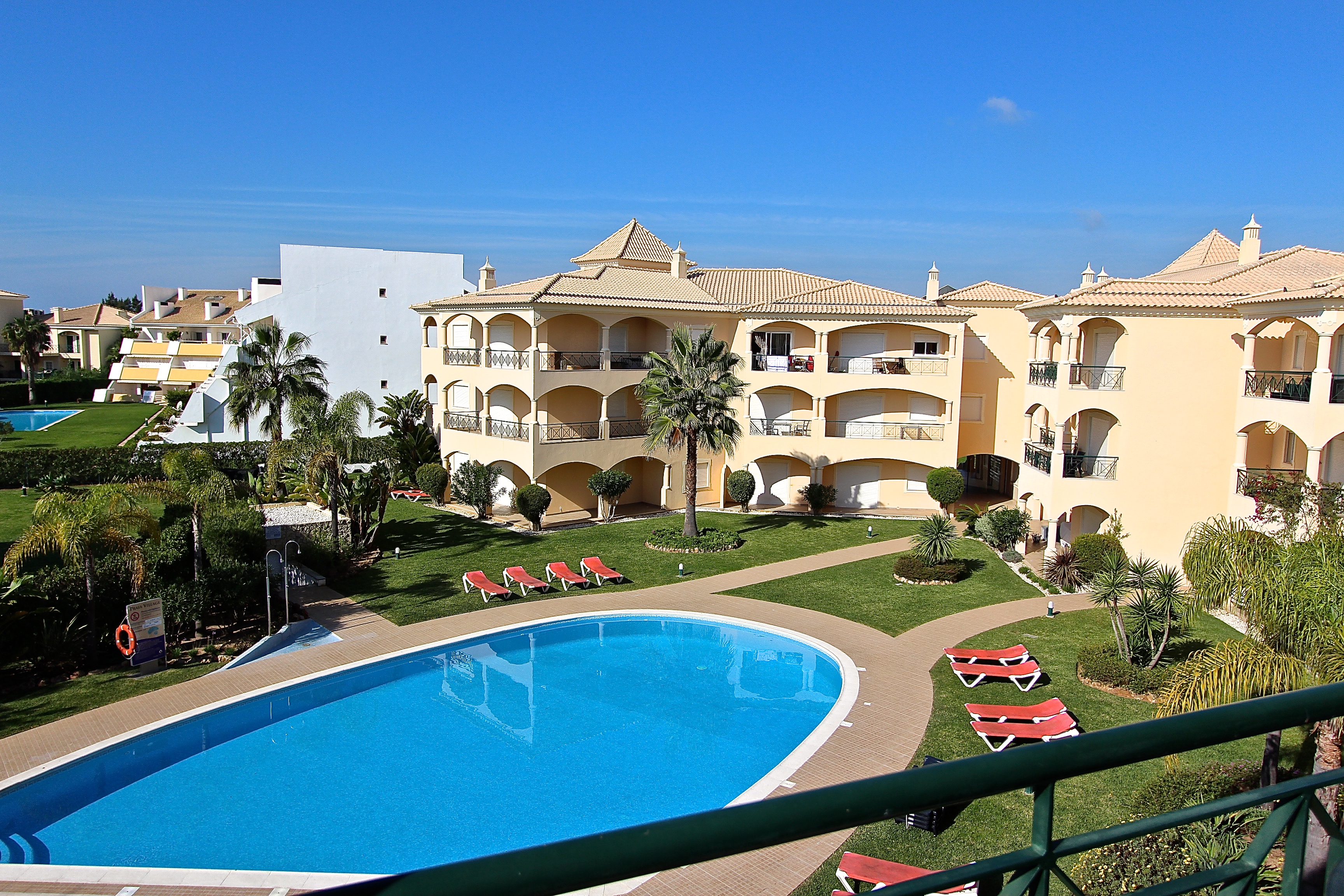 Praia Village-CleverDetails, Pool, Wi-Fi