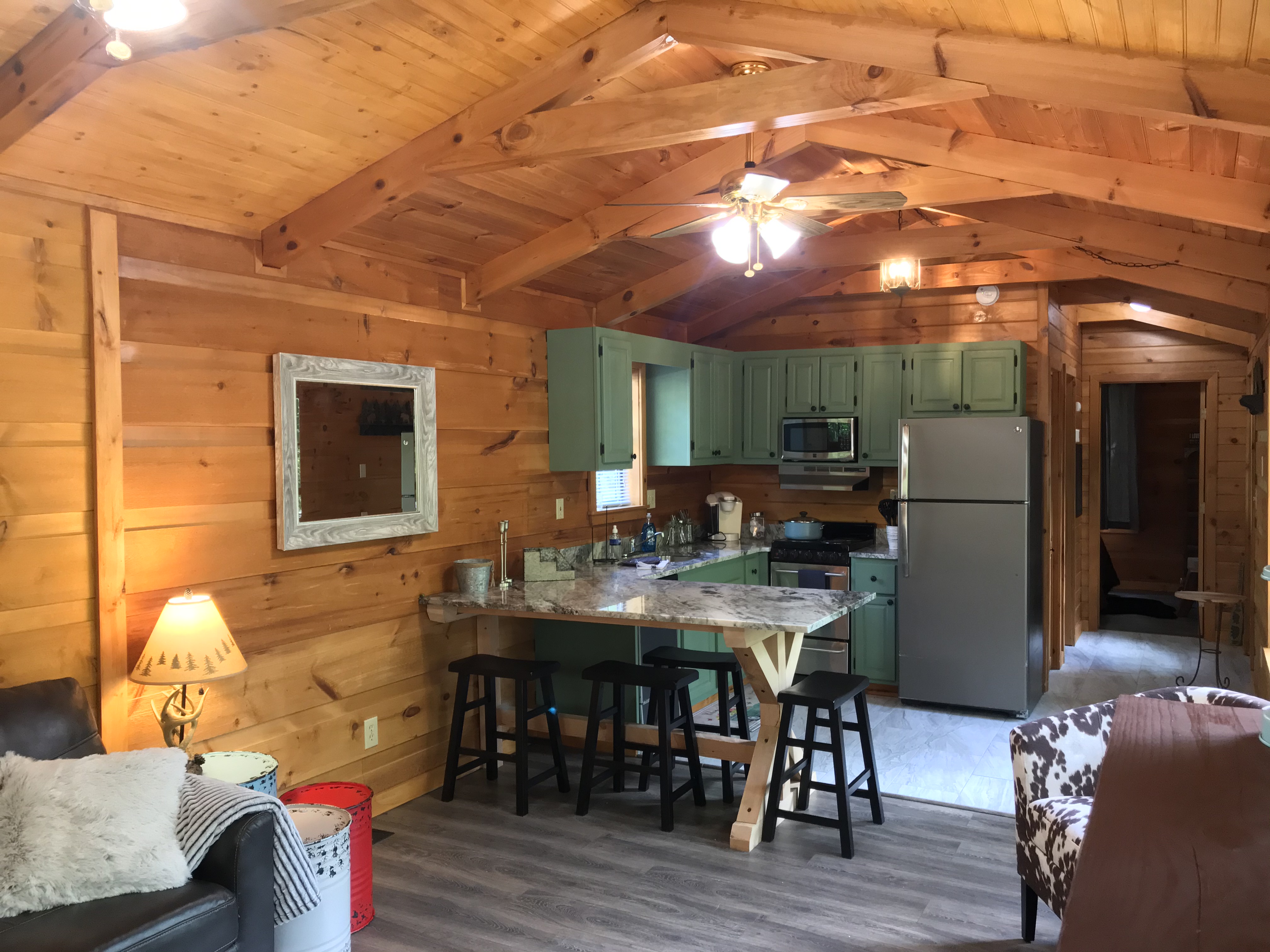 Lil Hideaway Tiny Home near Gatlinburg, TN Tiny houses for Rent in