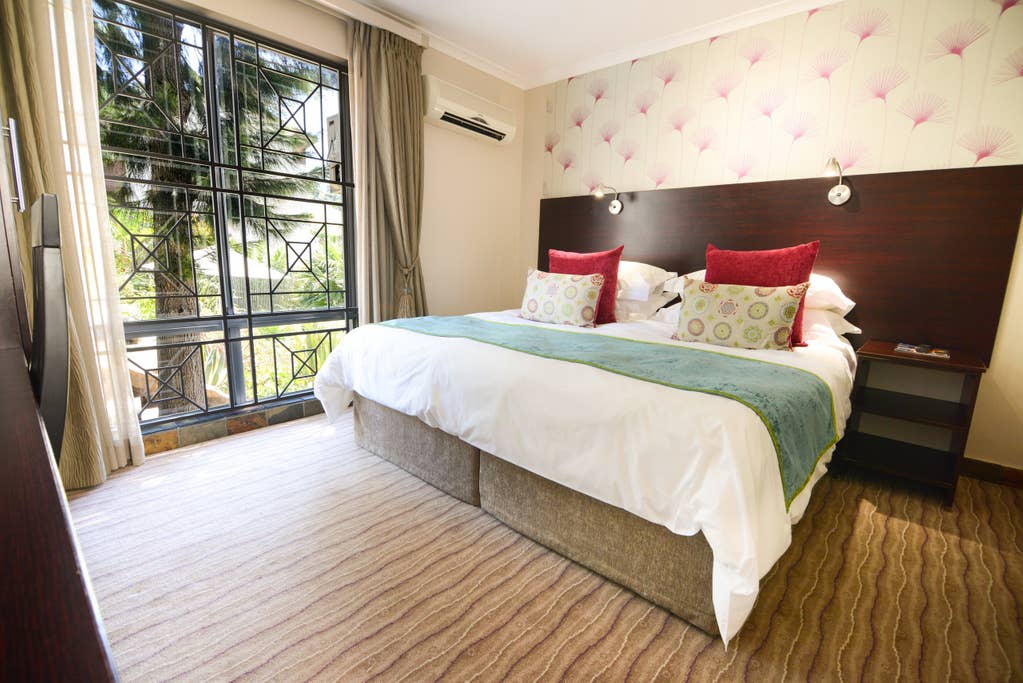 Signal Hill Lodge 3 - Generator & Free Wi-Fi