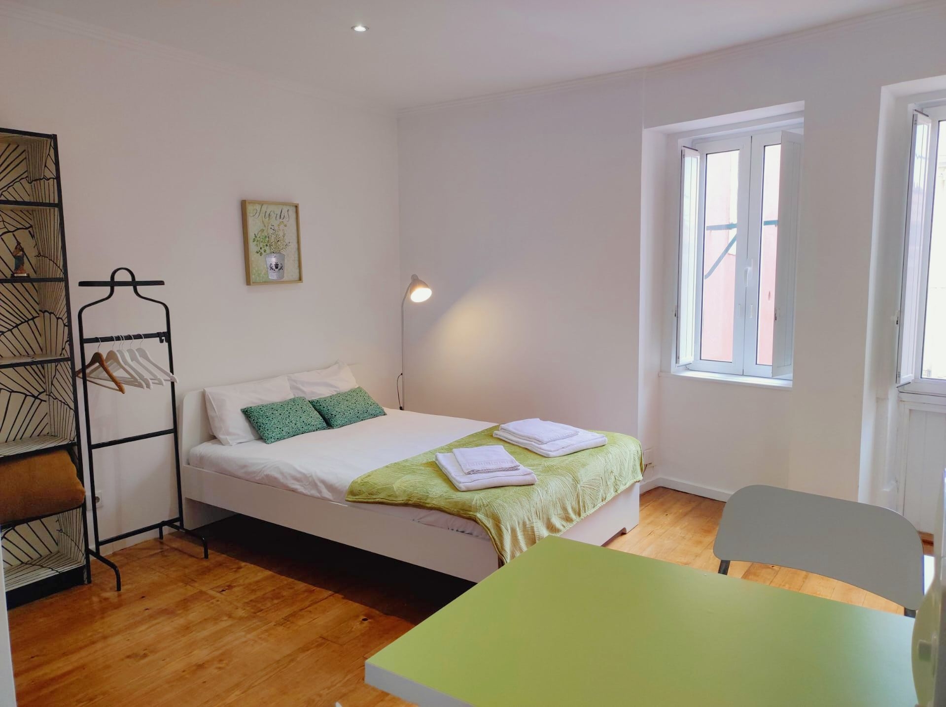 Eco Green Studio Apartment Lisbon in Estrela, Lisbon