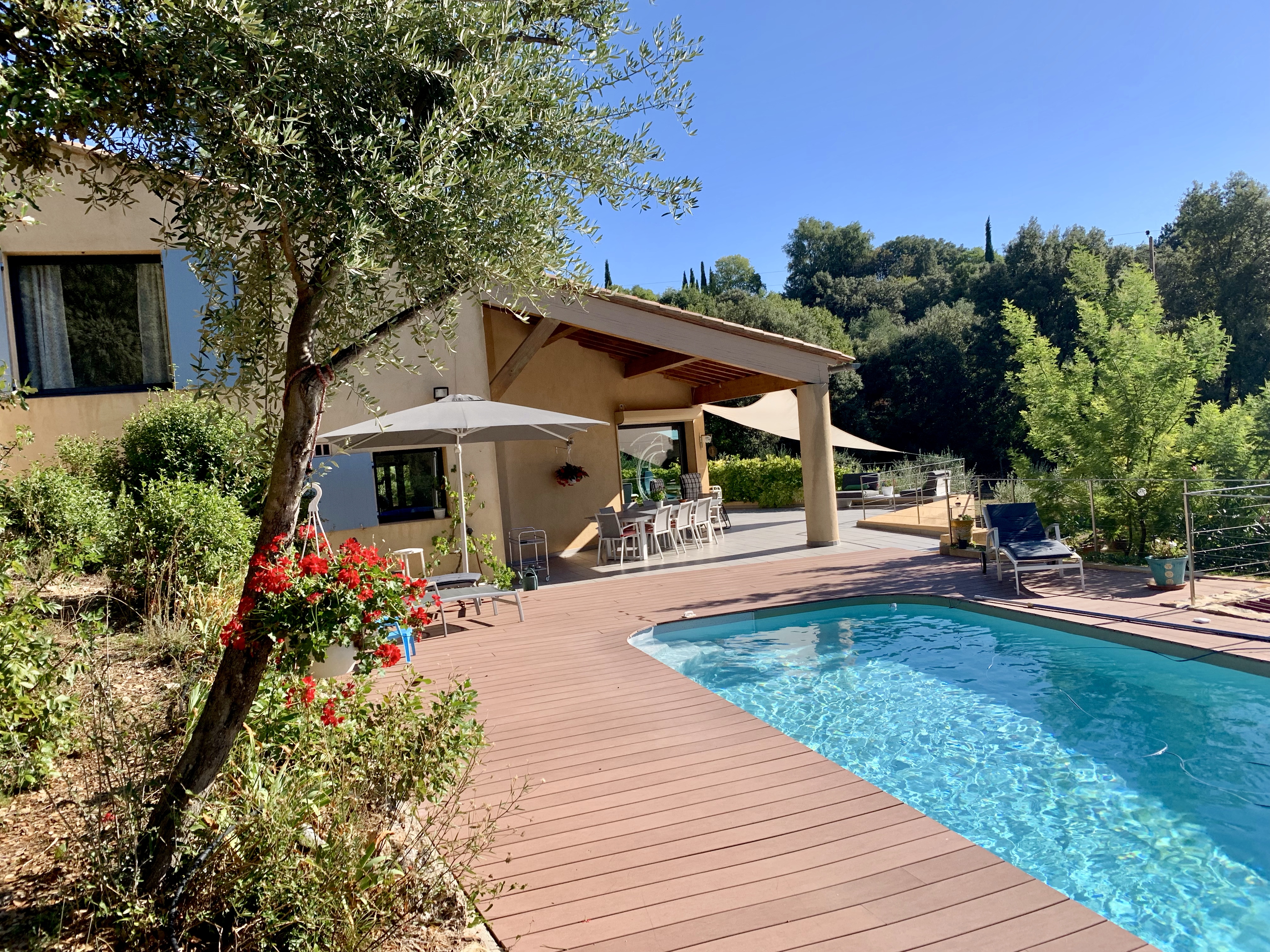 Le Derroc - with heated swimming pool