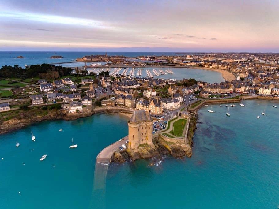 SAINT-MALO (35) studio bord de mer