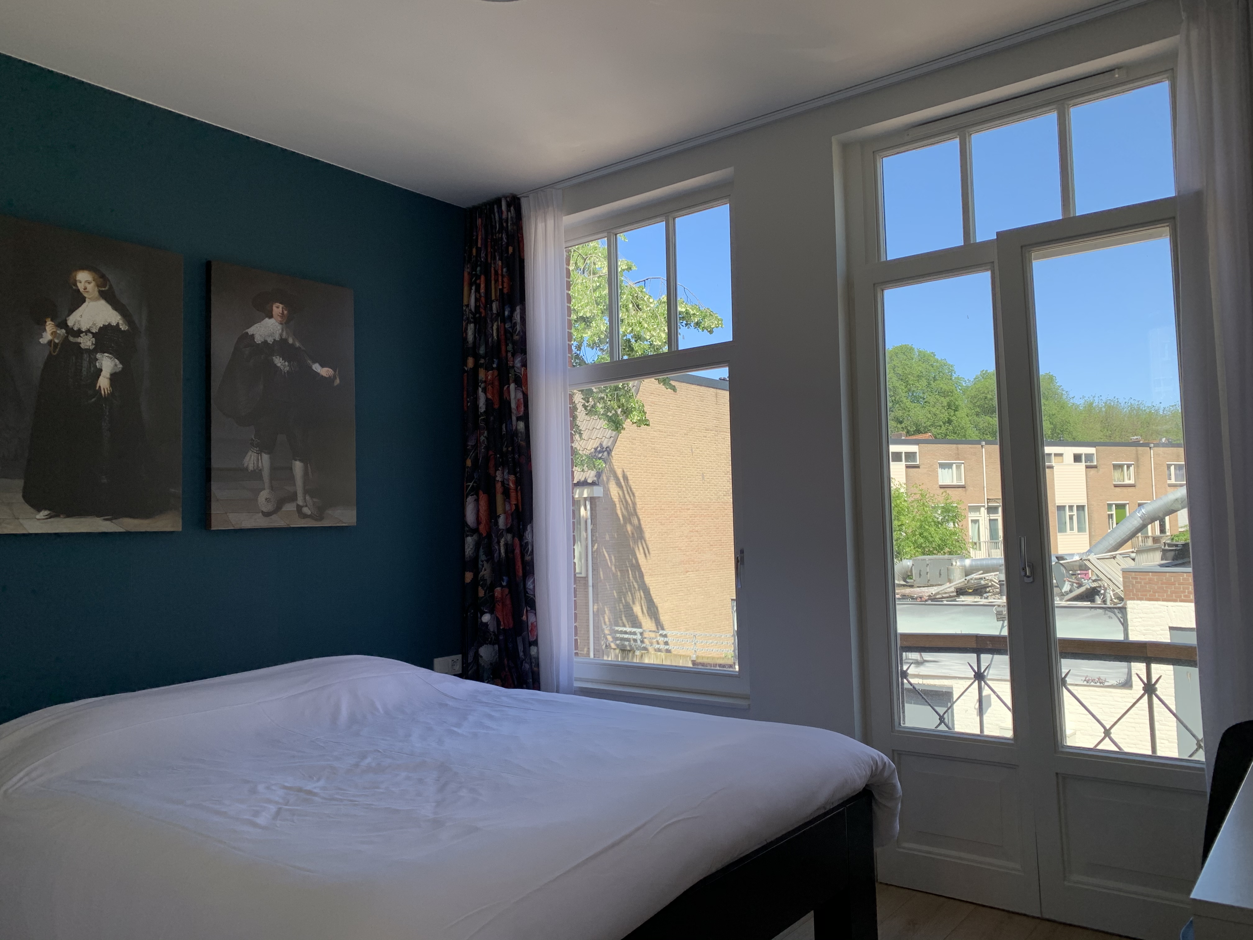 2 new studios, own bathrooms — Amsterdam stay