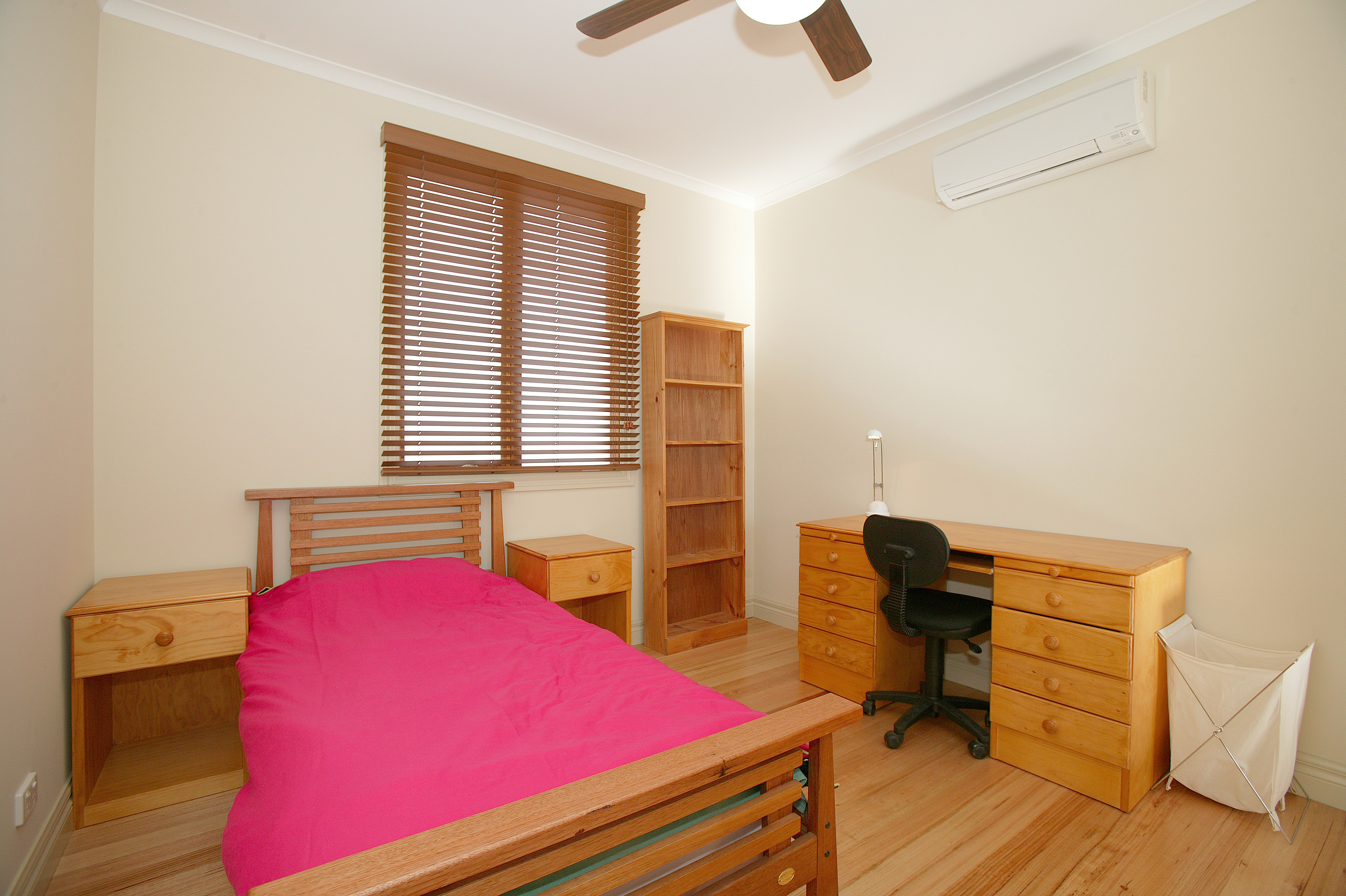 A warm & welcoming home awaits you — real-estate in Moreland, Melbourne