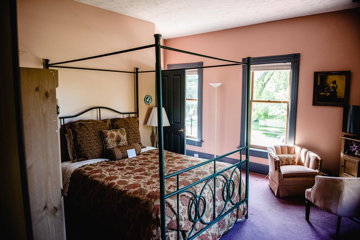 Holland's Local Inn: Centennial Inn Room 2 - Bed and breakfasts for ...