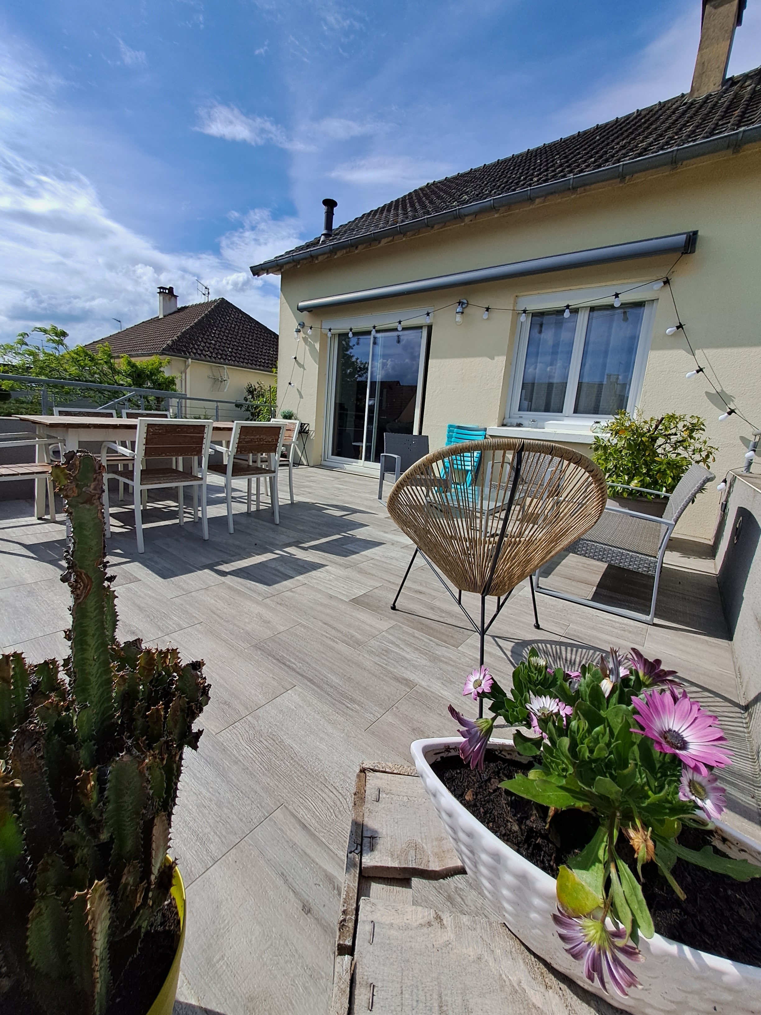 Spacious house near circuit 24h