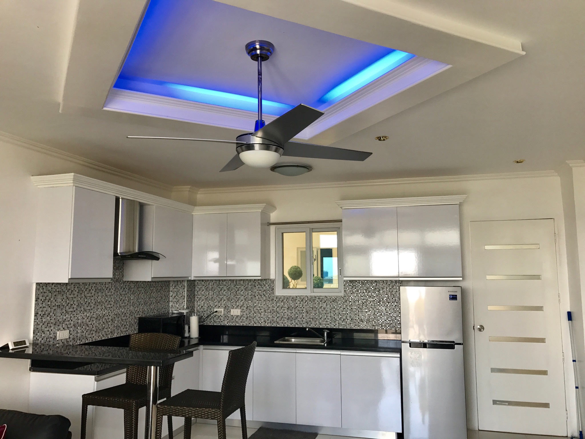 Best Kandi Tower 2 👍with 1 Big Bedroom🌞 Condominiums for Rent in